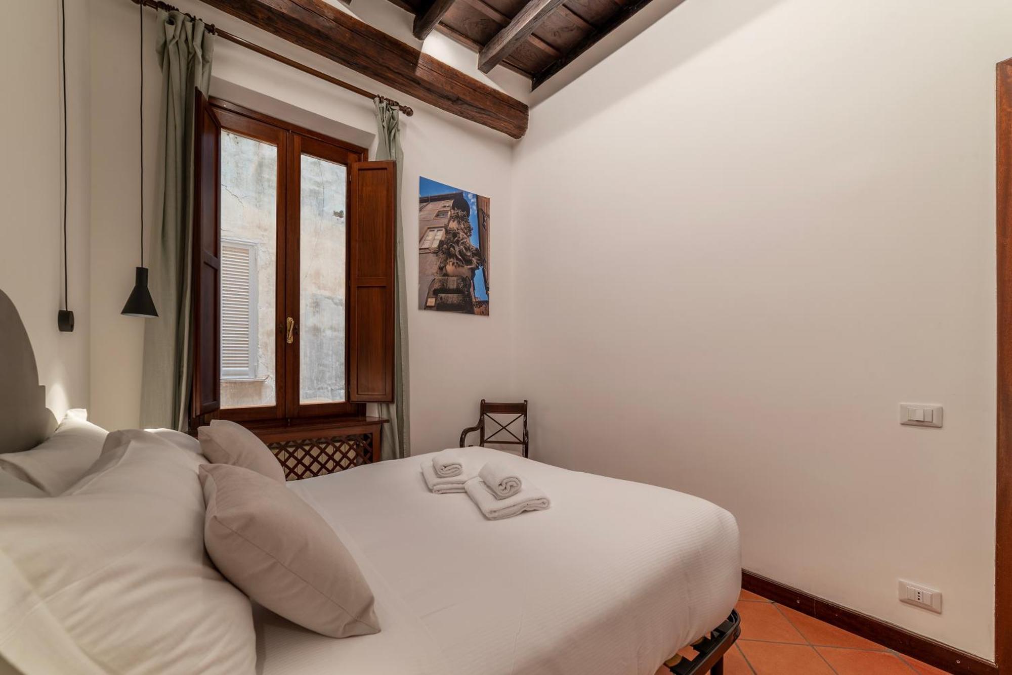 Brand New In The Heart Of Rome-for 5! Apartment *