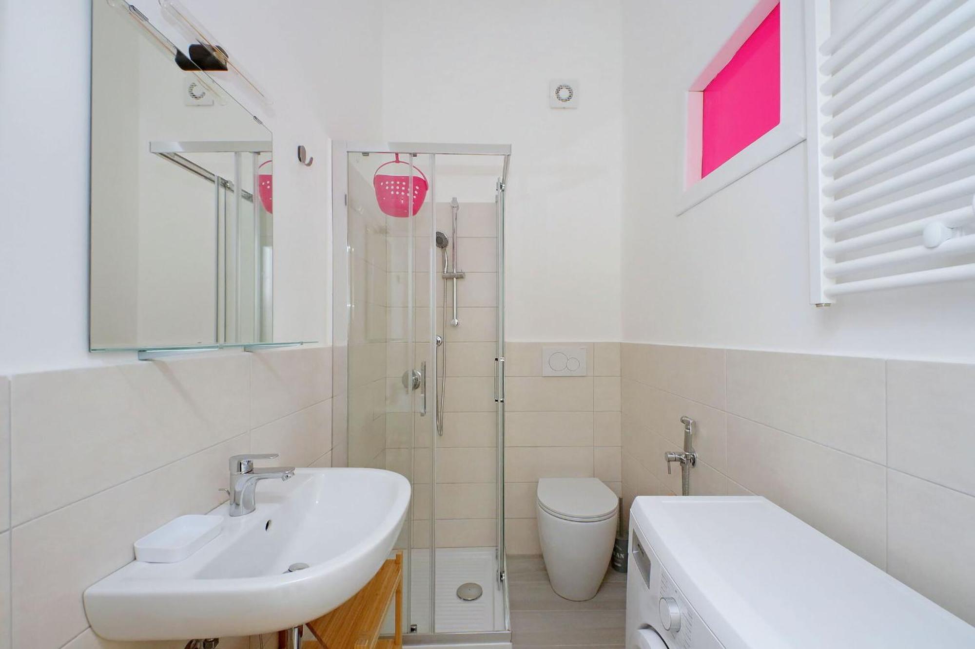 New Comfortable 2 Bedroom Della Vittoria By Halldis Appartamento