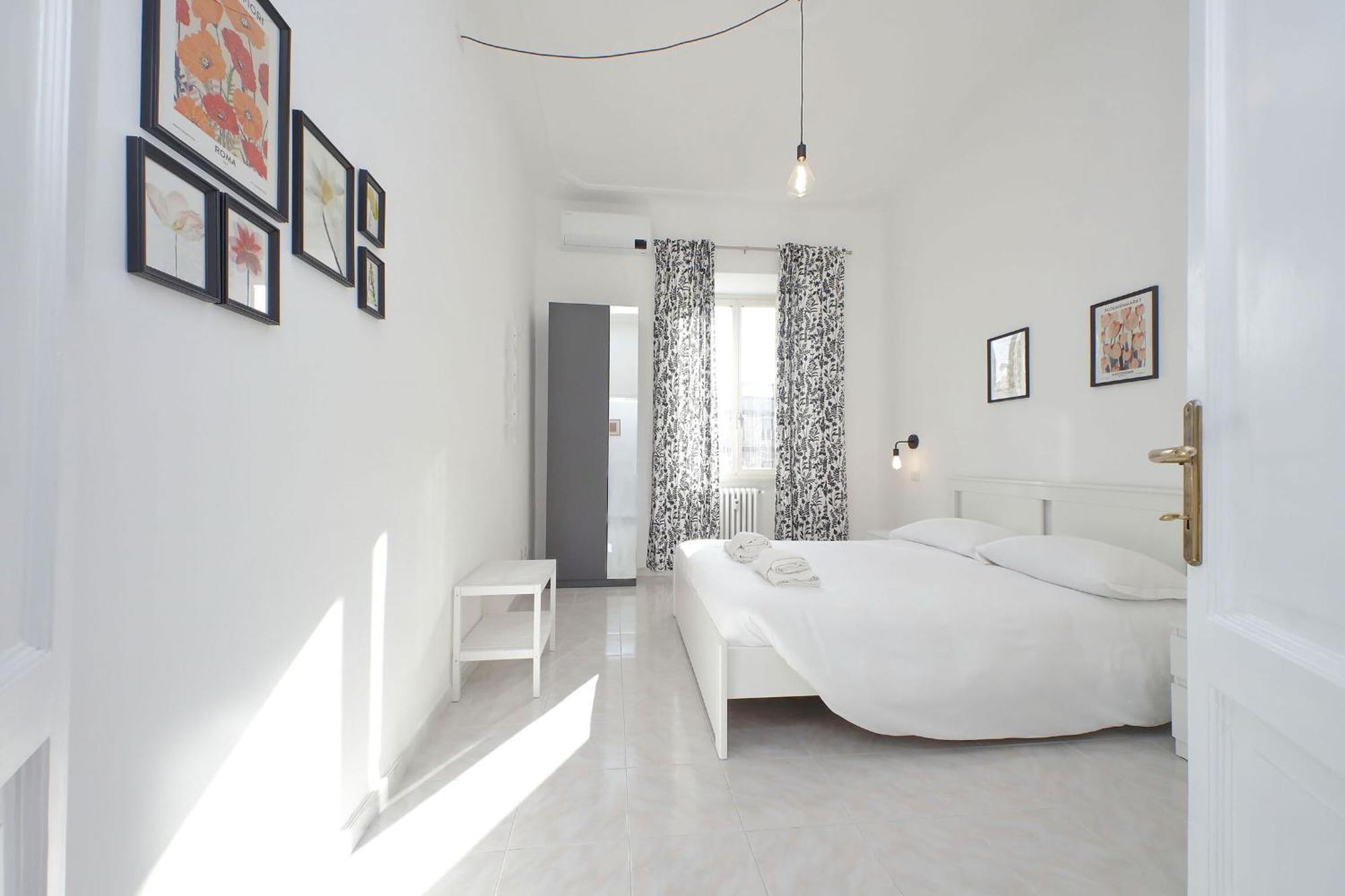 New Comfortable 2 Bedroom Della Vittoria By Halldis Appartamento *