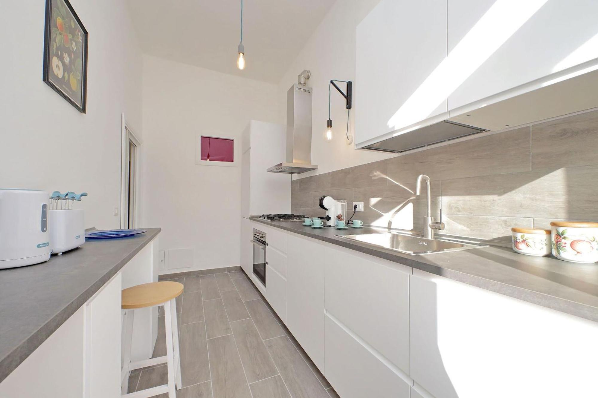 New Comfortable 2 Bedroom Della Vittoria By Halldis Apartment