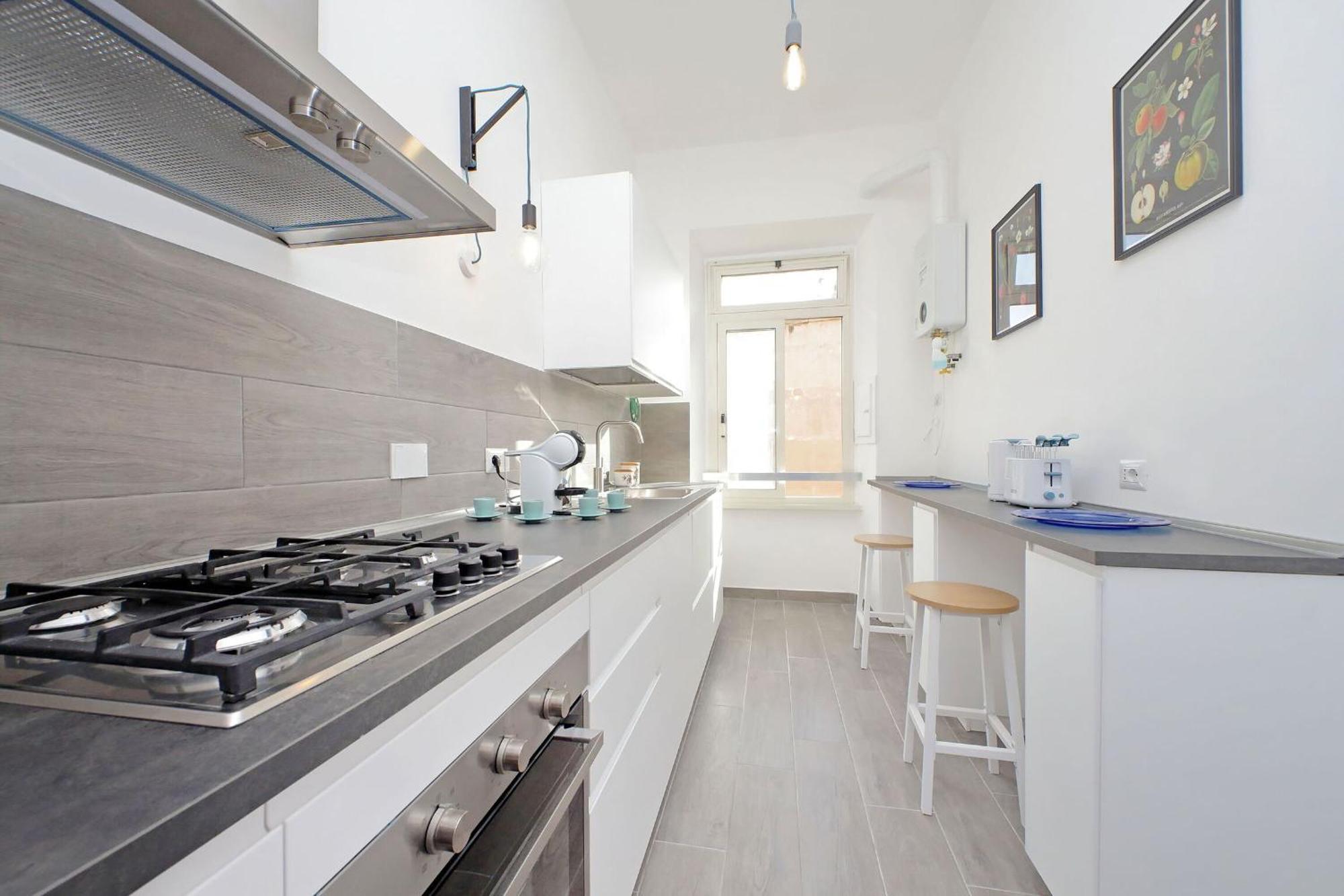 Appartamento New Comfortable 2 Bedroom Della Vittoria By Halldis Roma