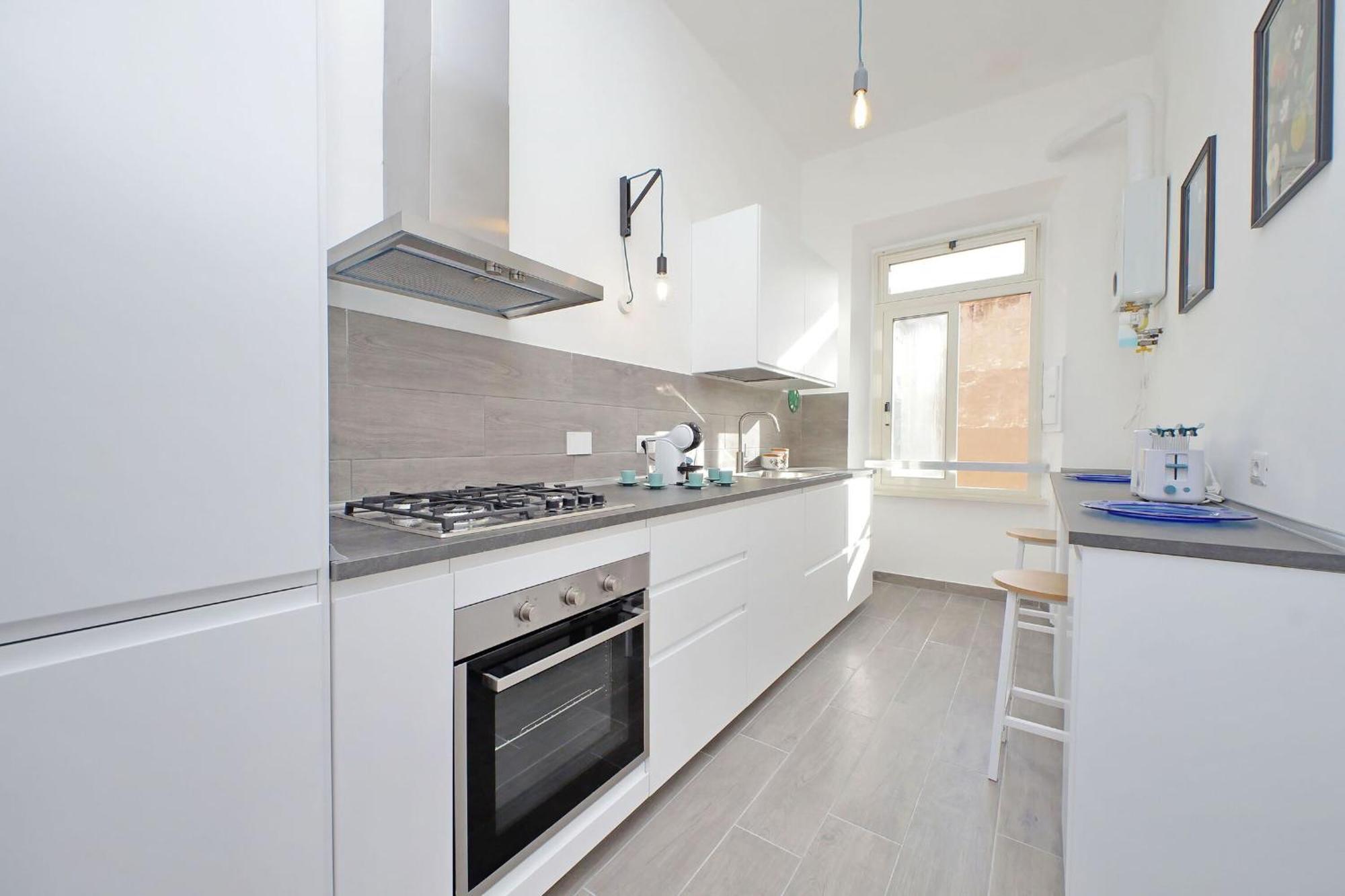 New Comfortable 2 Bedroom Della Vittoria By Halldis Rome