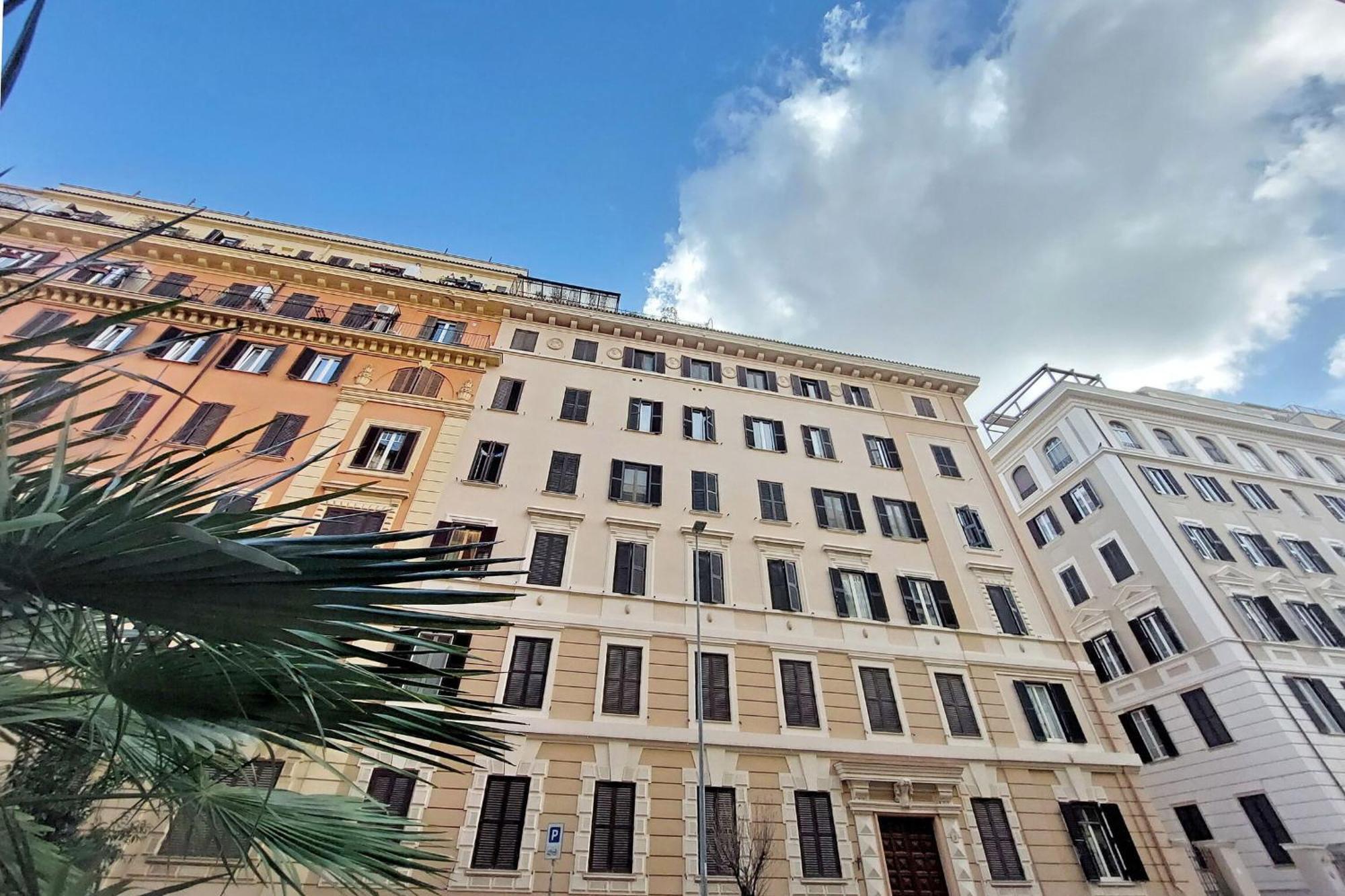 Appartamento New Comfortable 2 Bedroom Della Vittoria By Halldis