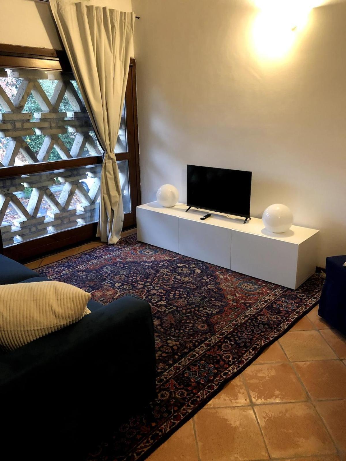 In Oasis Apartment