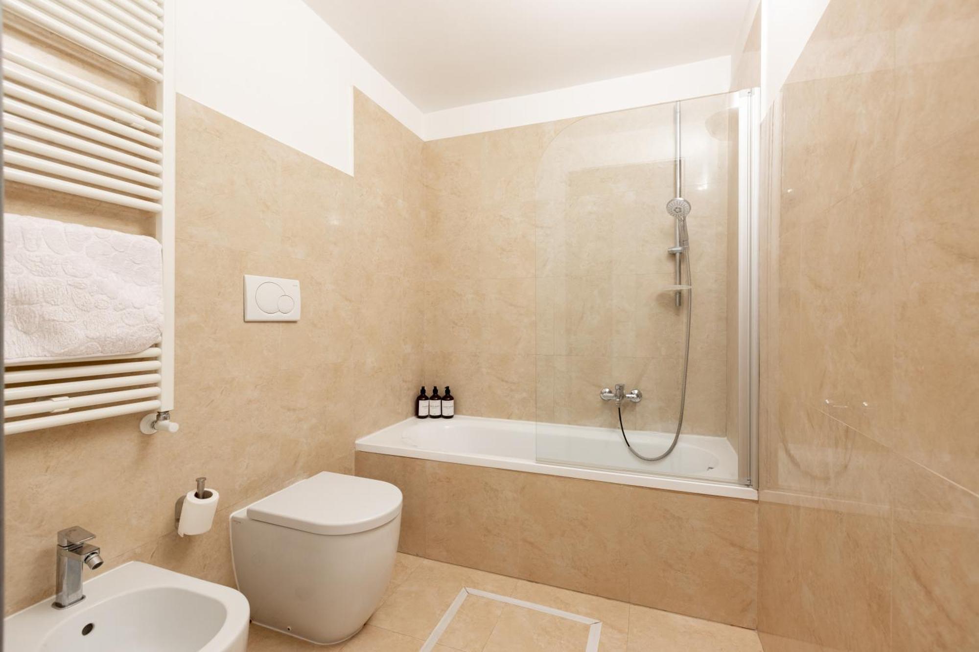 Peaceful Hidden Gem Near Metro A And Colosseum Apartment Rome
