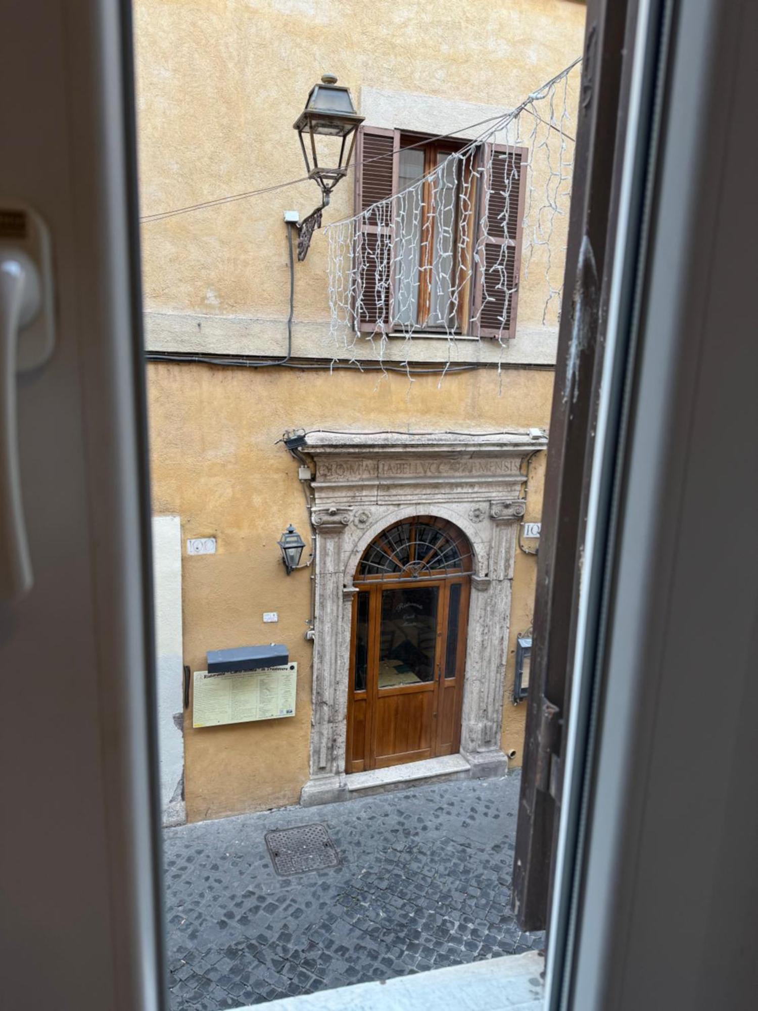 Cozy In Trastevere Rome