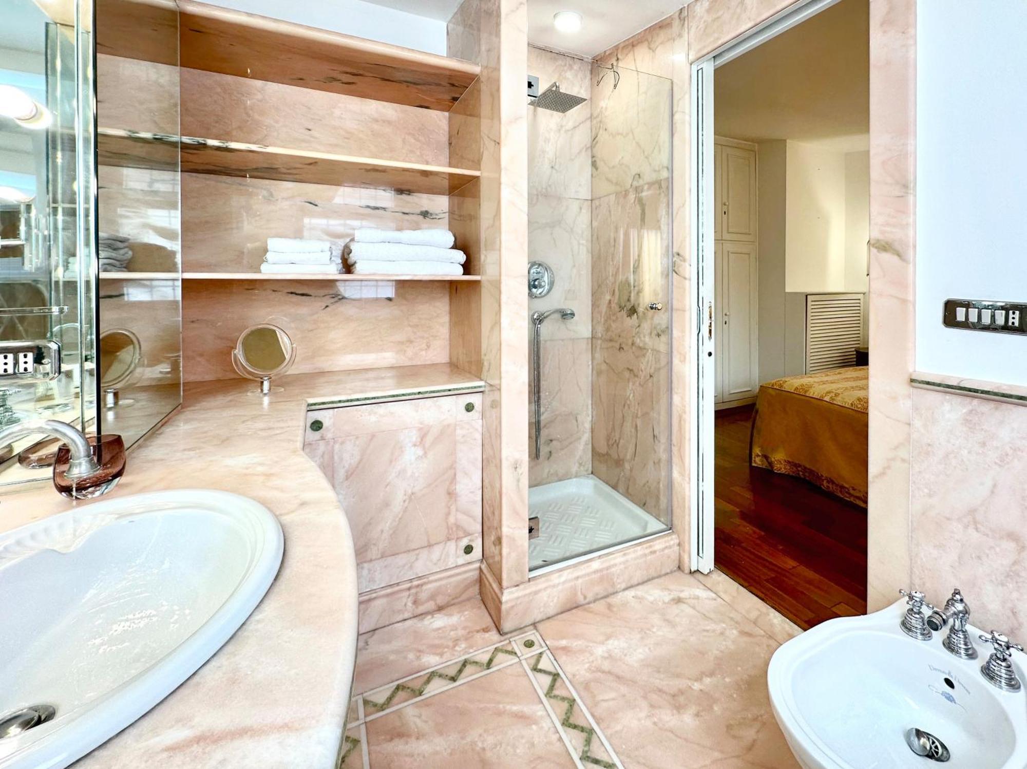 Stupendo Attico Perfetto Per 5 Ospiti * Rome