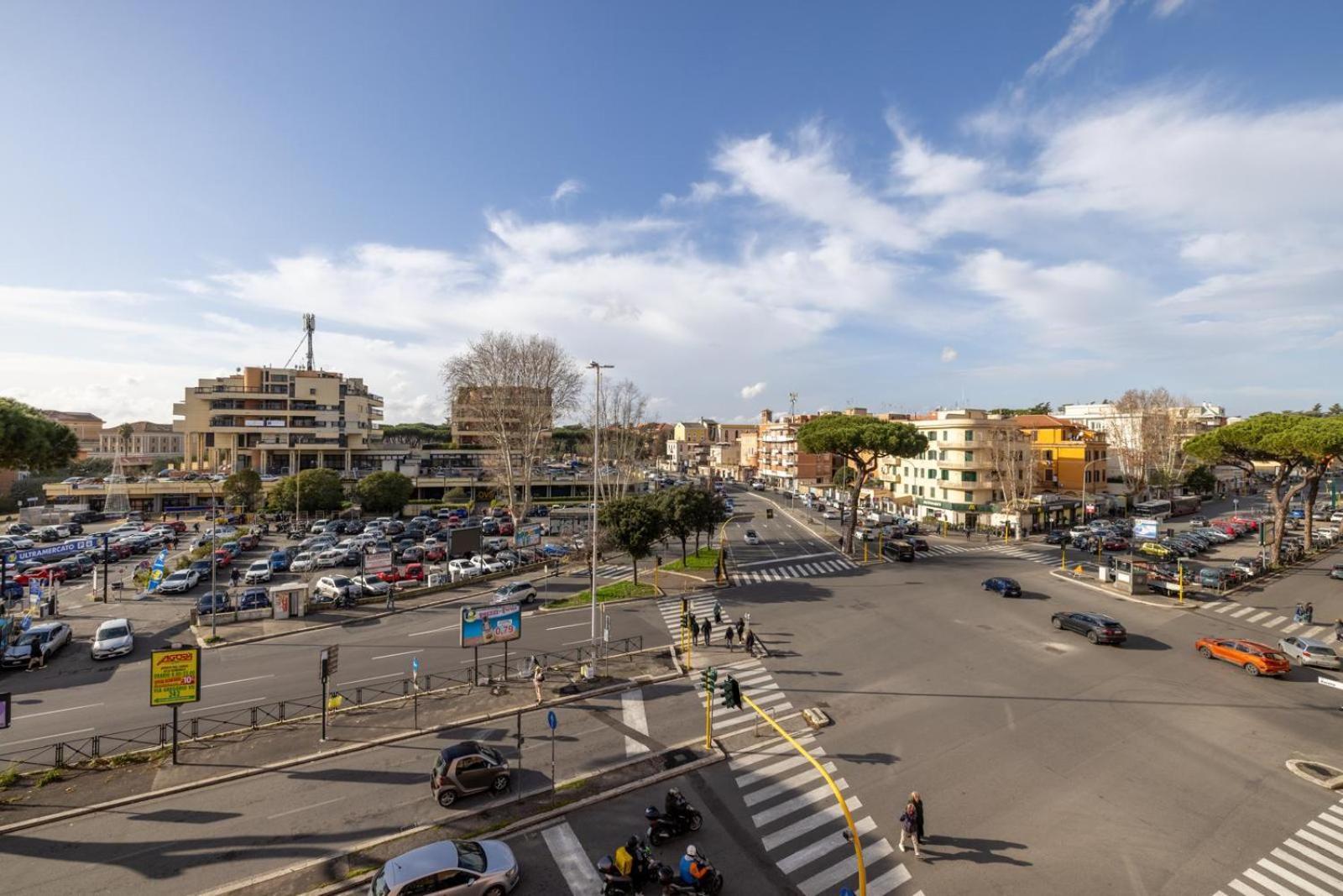 Croma -