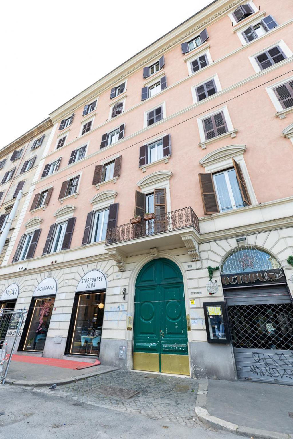 Beb Domus Arbenzio San Giovanni * Rome