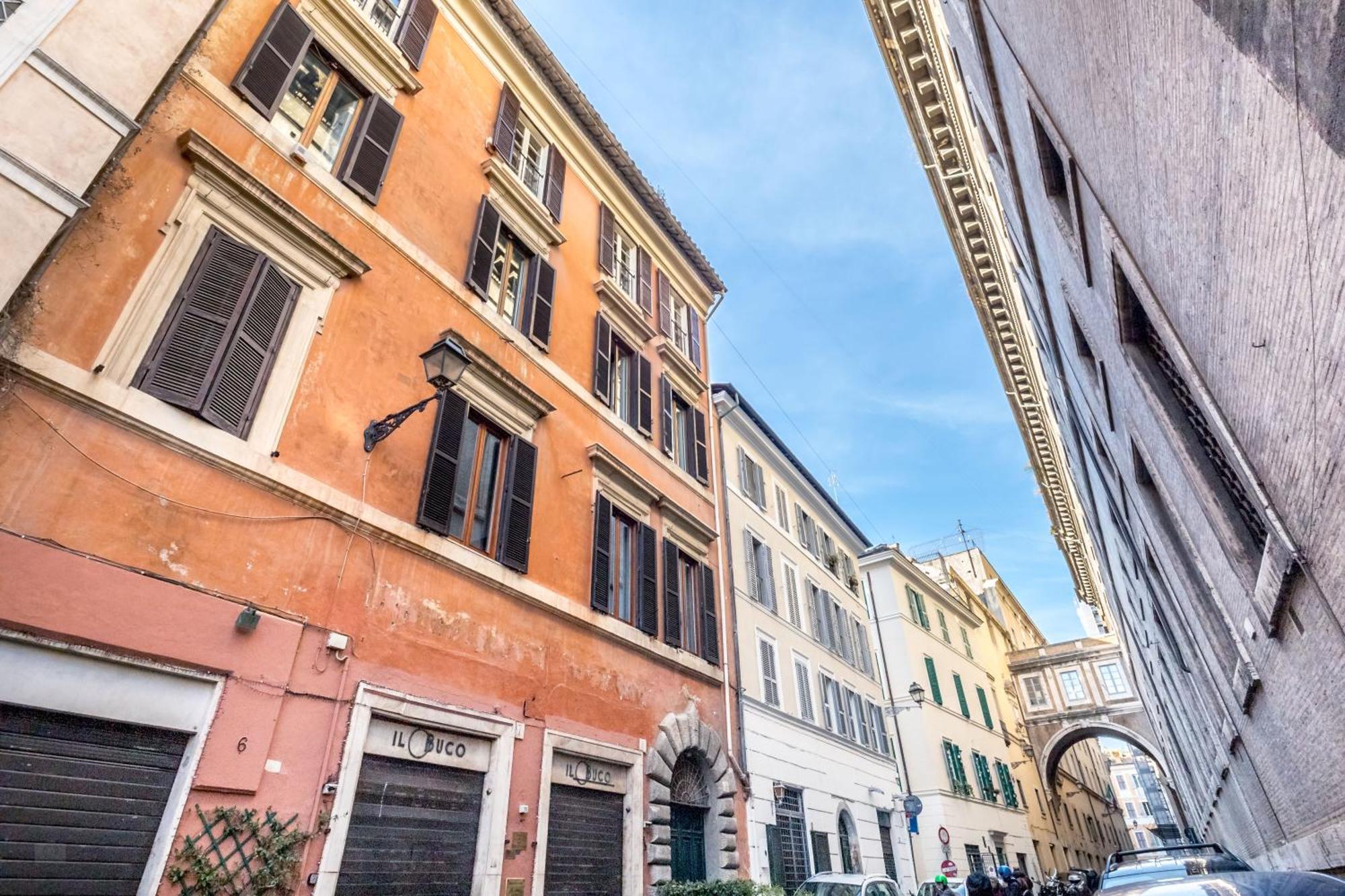 Casa Iside Rome