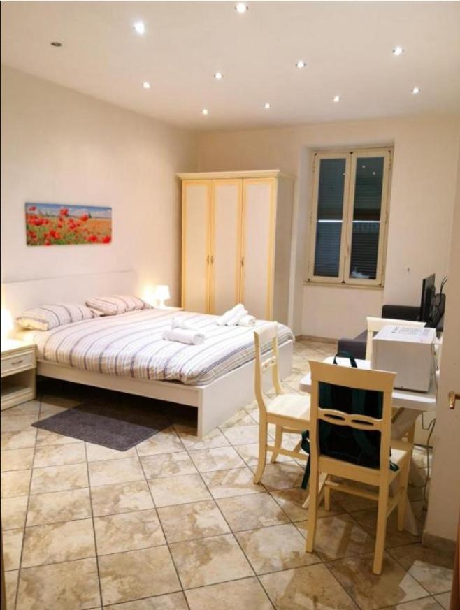 Apartment Interno 7 *