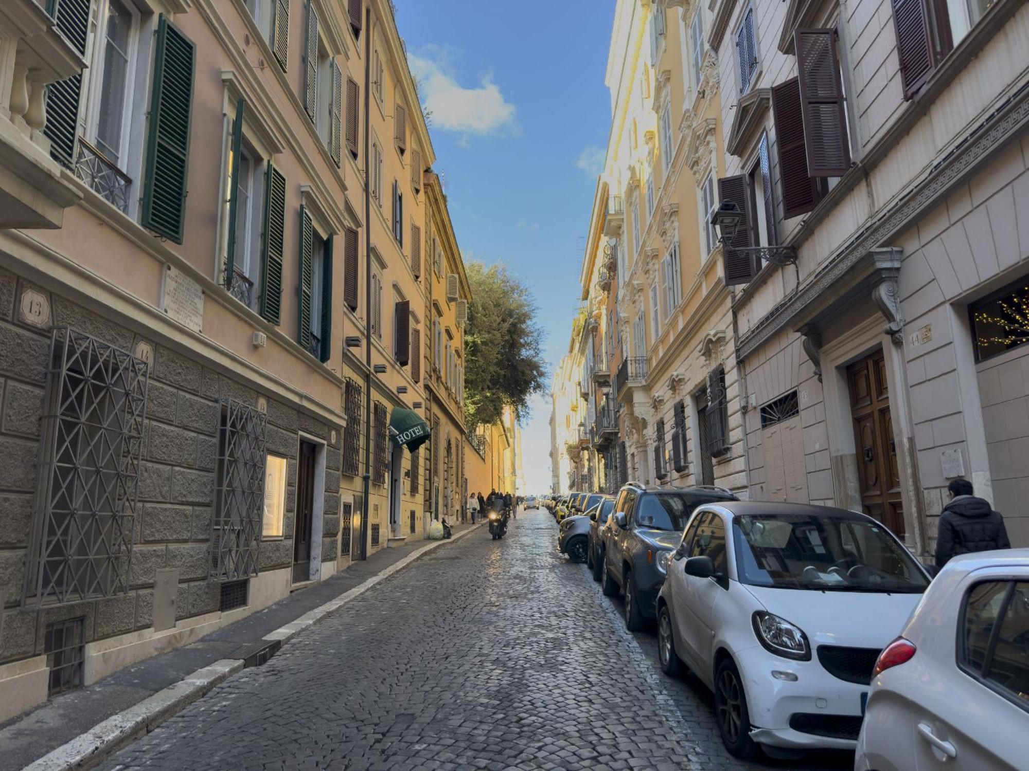 Apartment Lovely Nest With Balcony By The Spanish Steps Rome