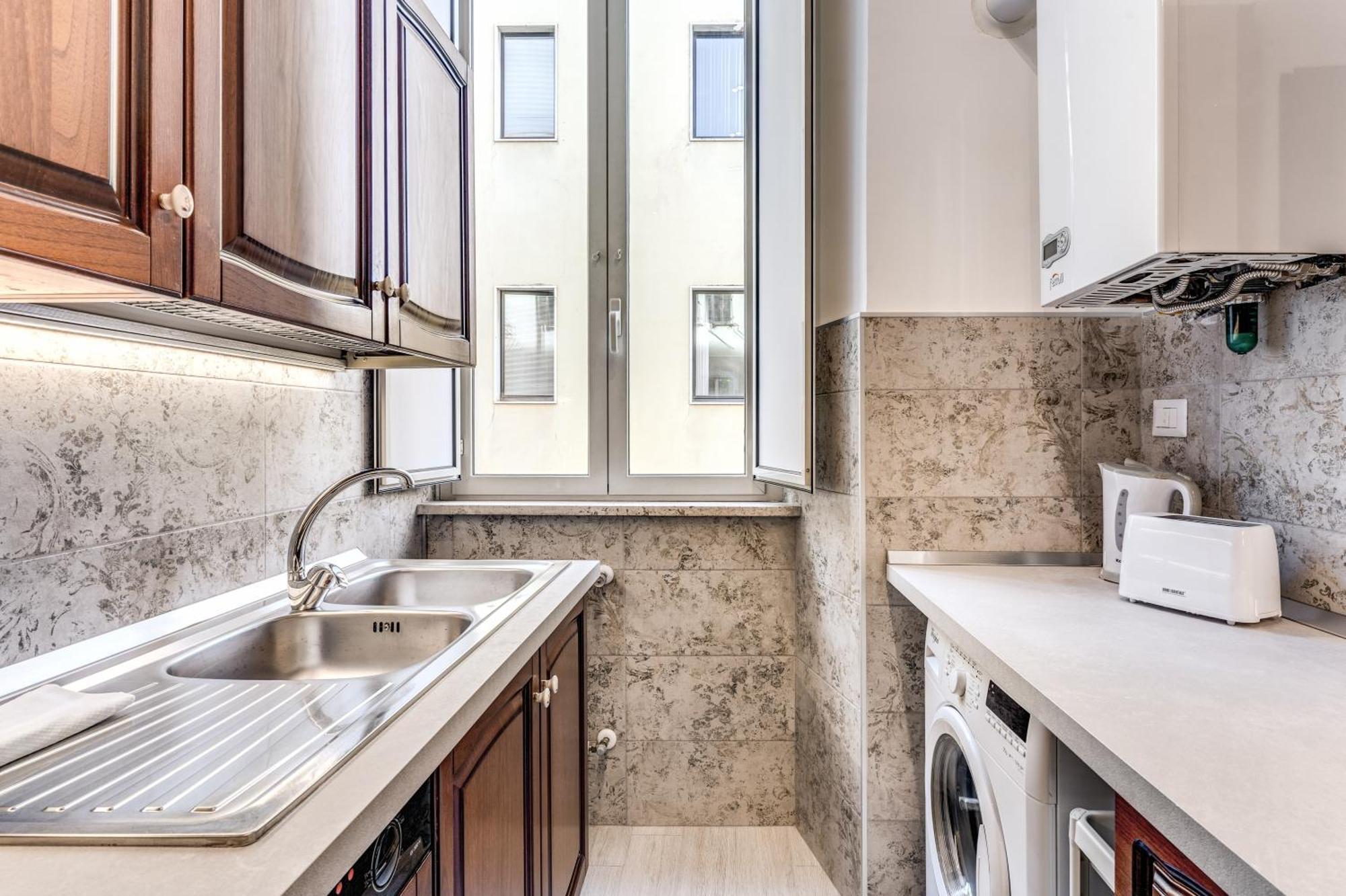 Apartment Pretorius Charming New Rome