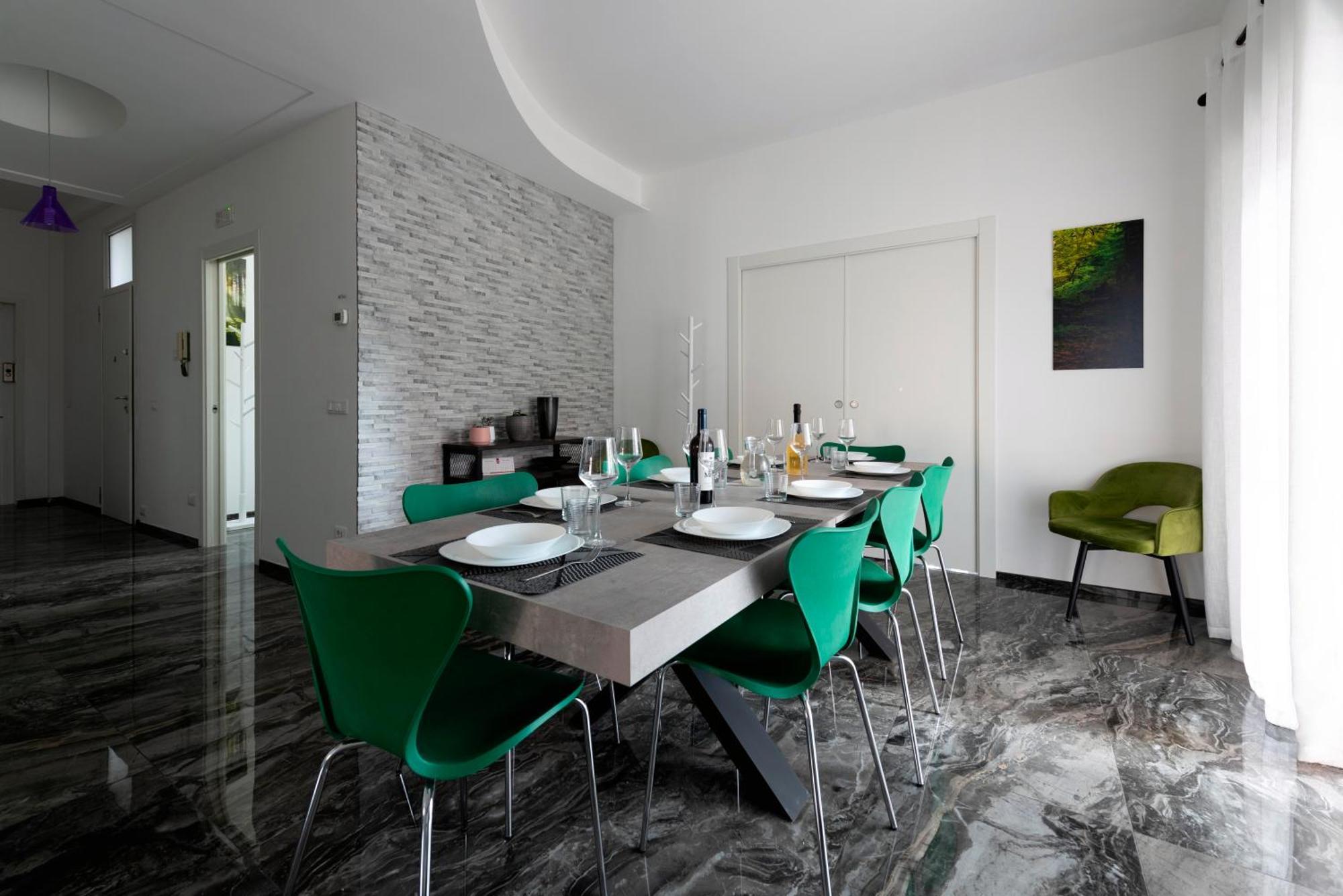 Apartment Big Crire At 724
