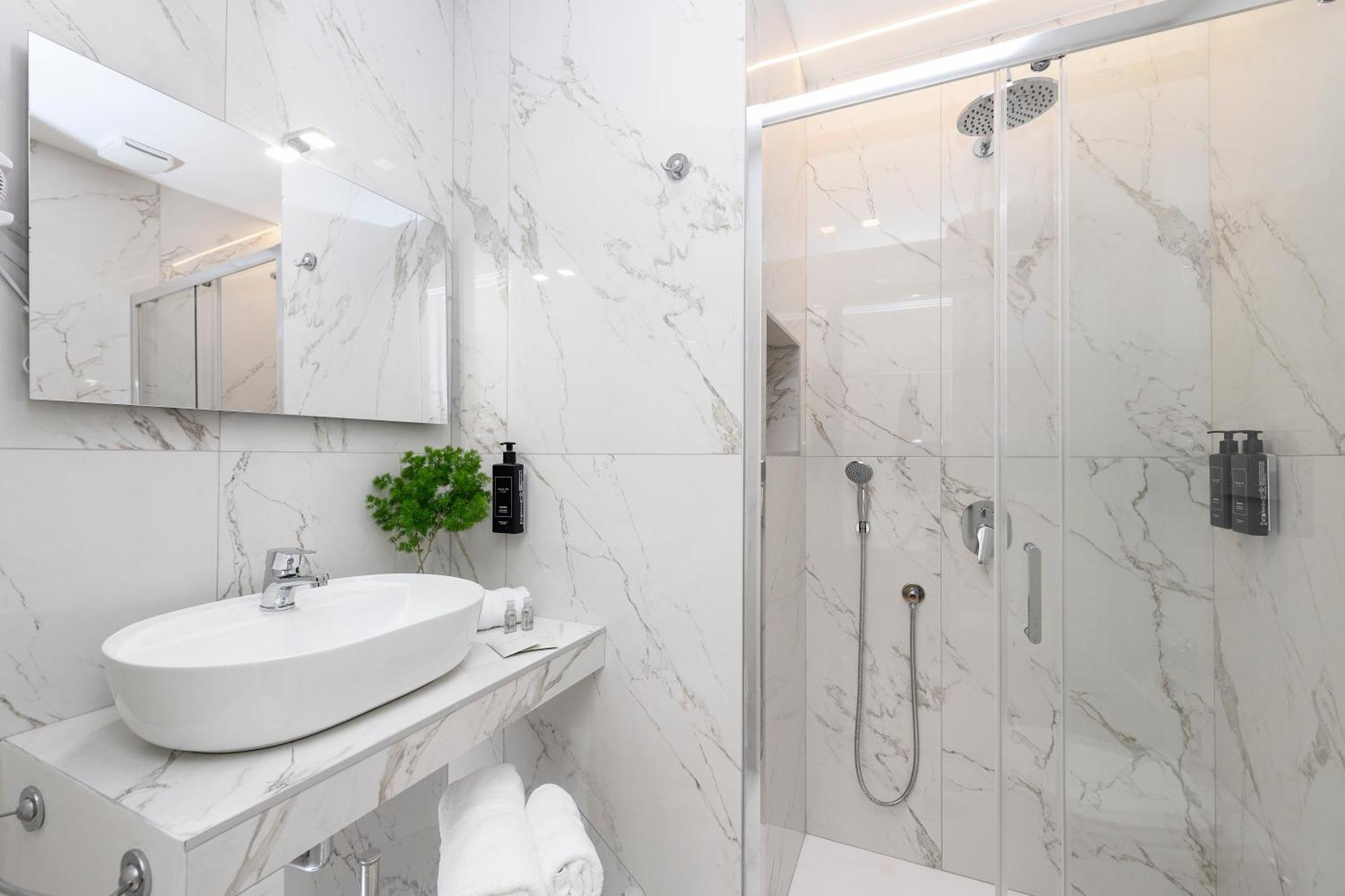 Tolu Relais Guest house Rome