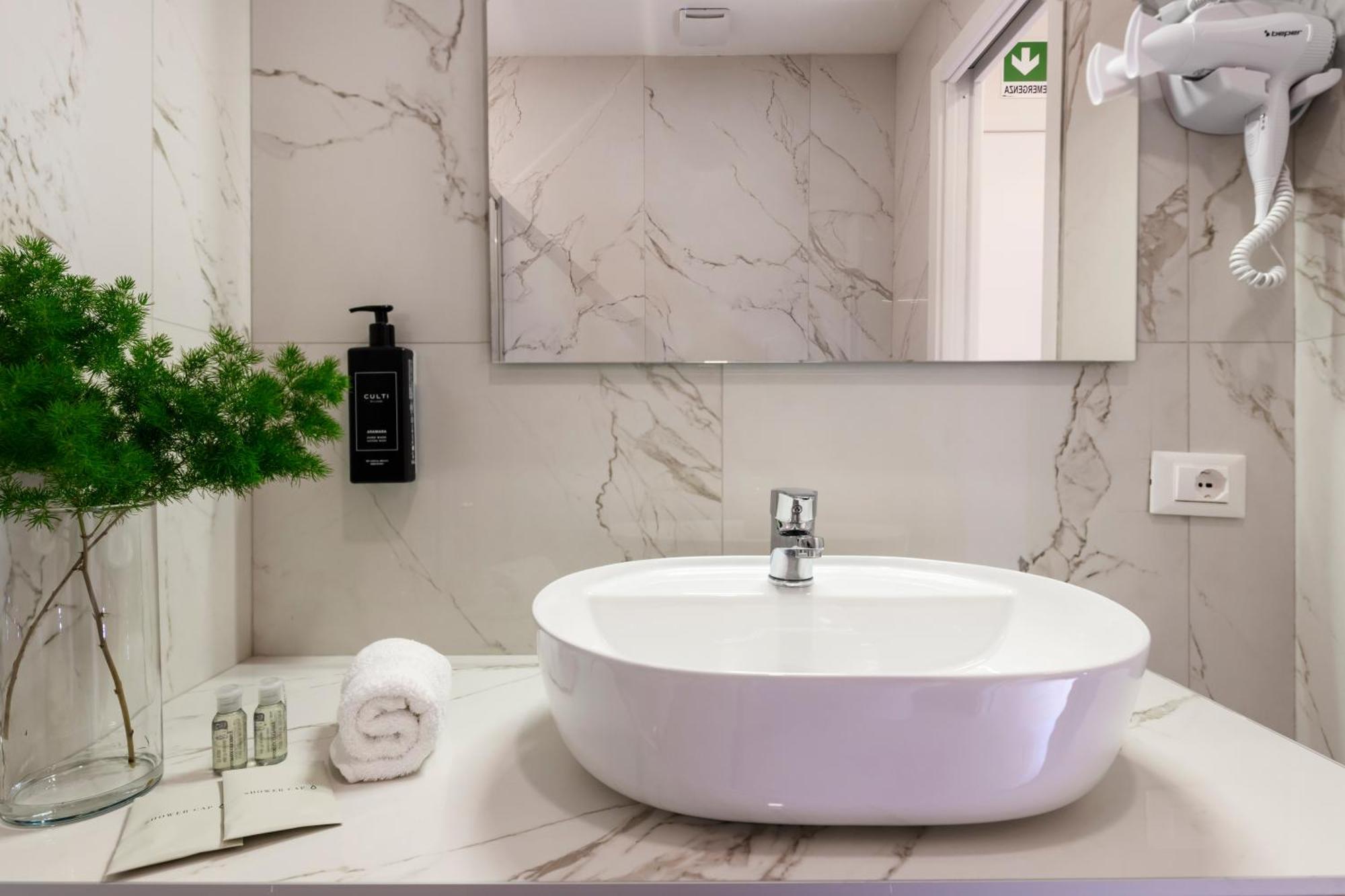 Guest house Tolu Relais Rome