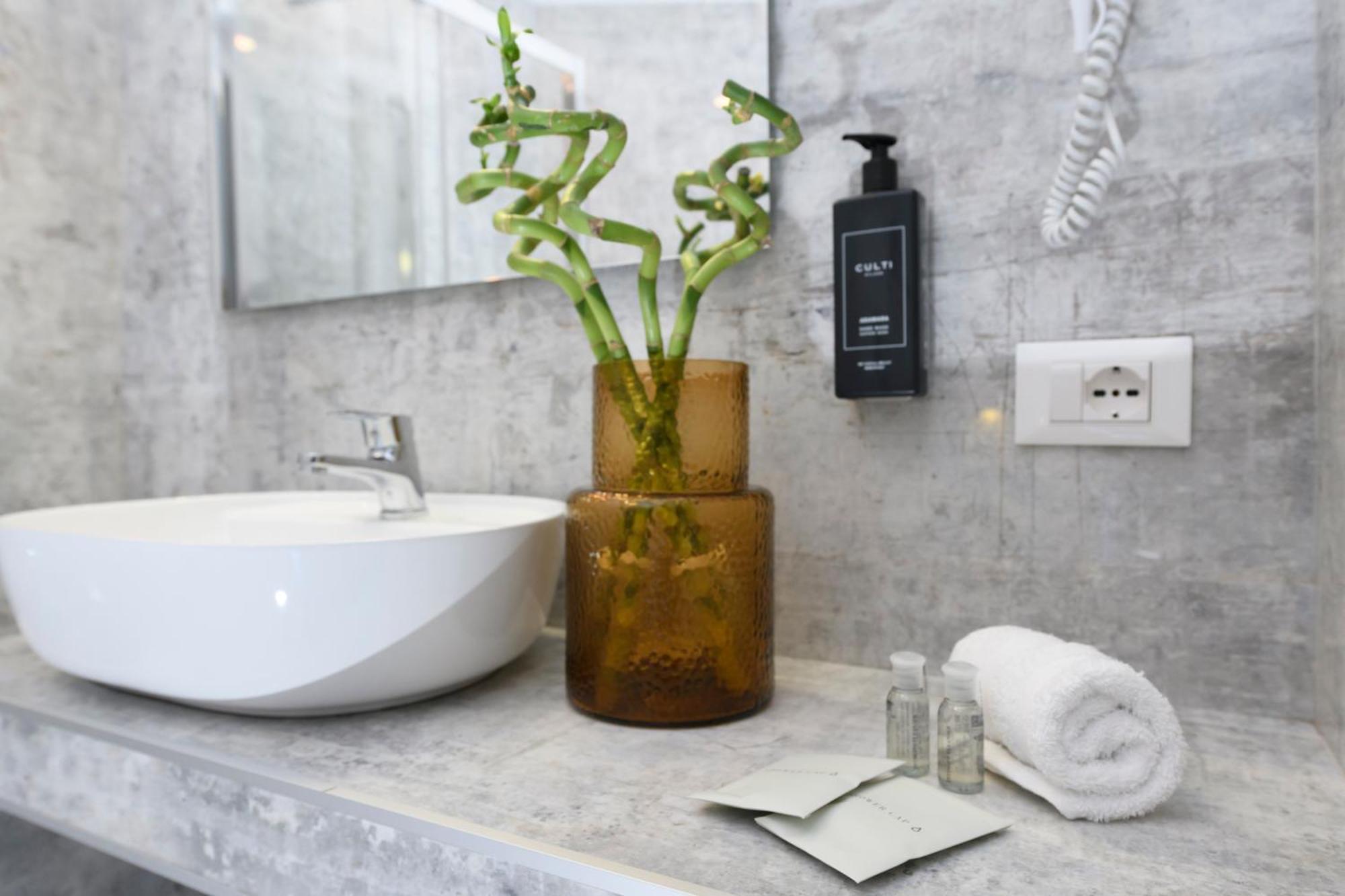 Tolu Relais Guest house Rome