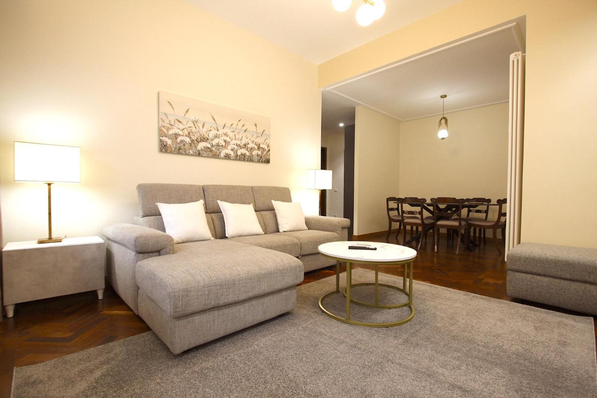 Contessa 3br House Rome