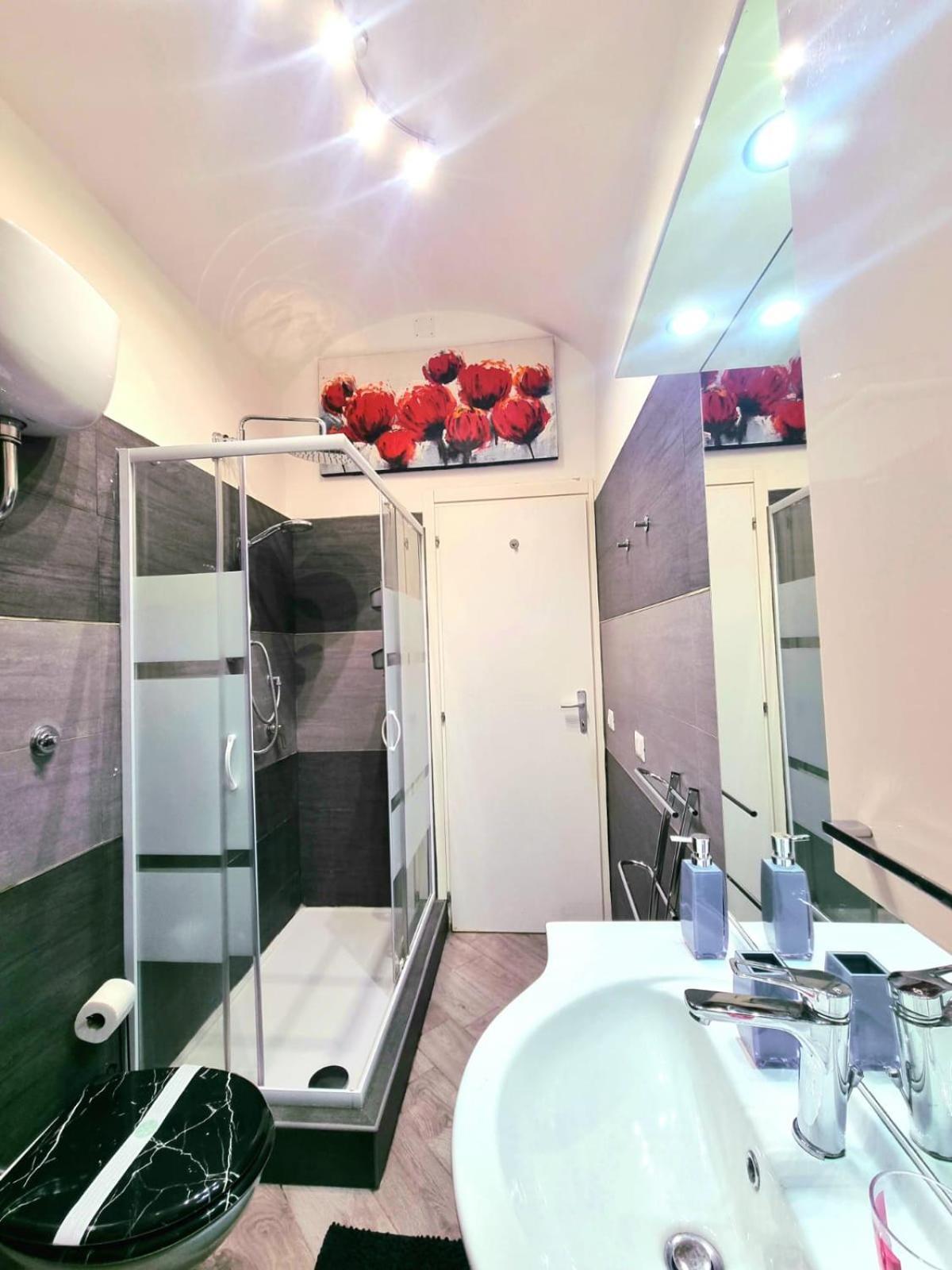 Cmhouselove Alessandrino Vicino Metro C Apartment