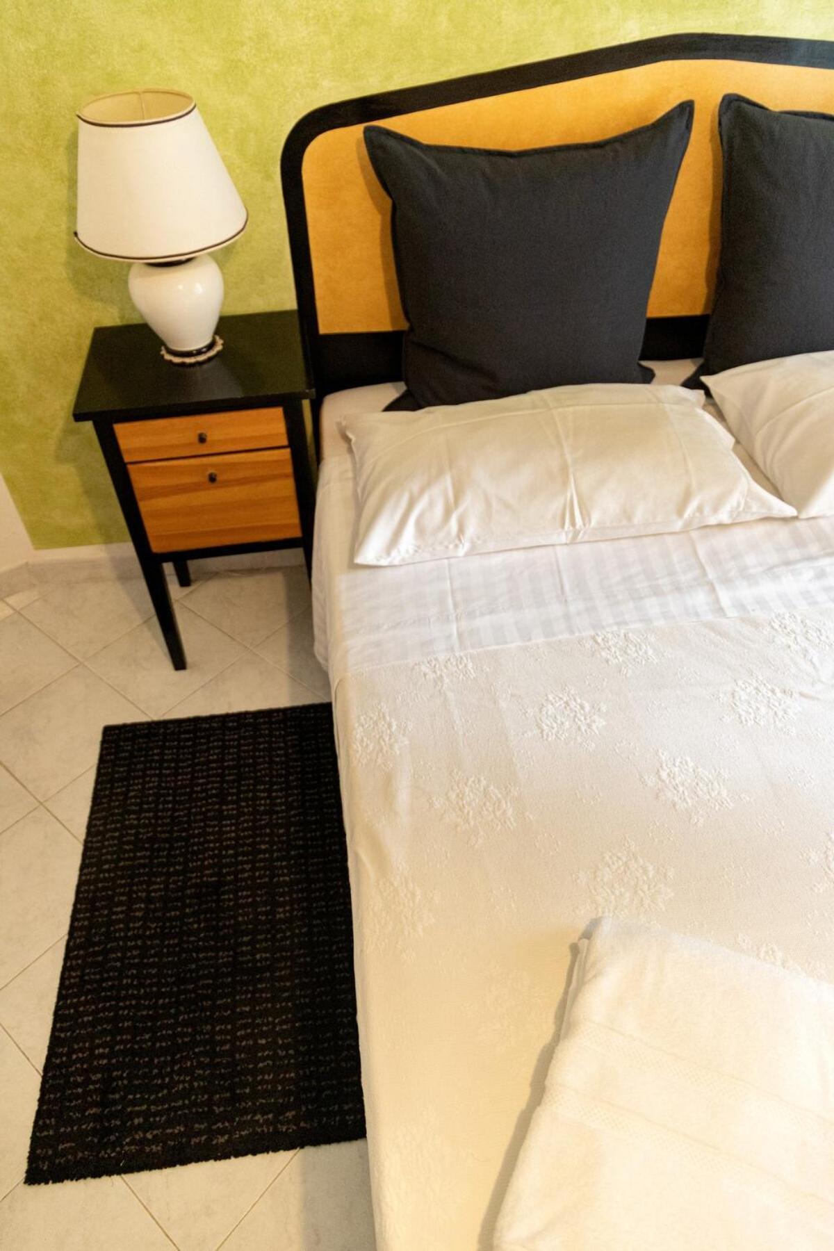Bright And Cozy In Heart Of Ponte Milvio Rome