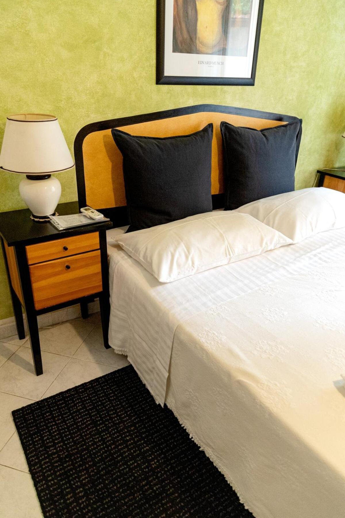 Apartment Bright And Cozy In Heart Of Ponte Milvio Rome