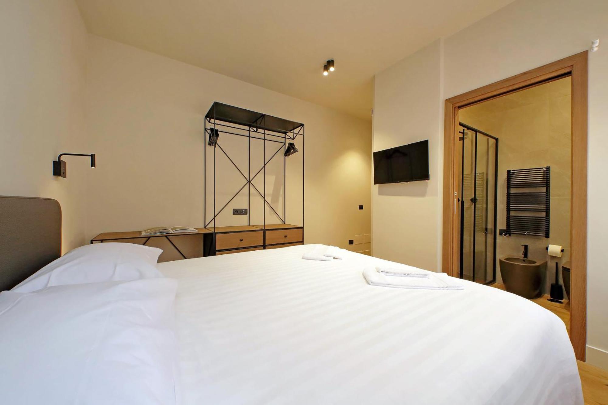 Guest house The Place Gallia