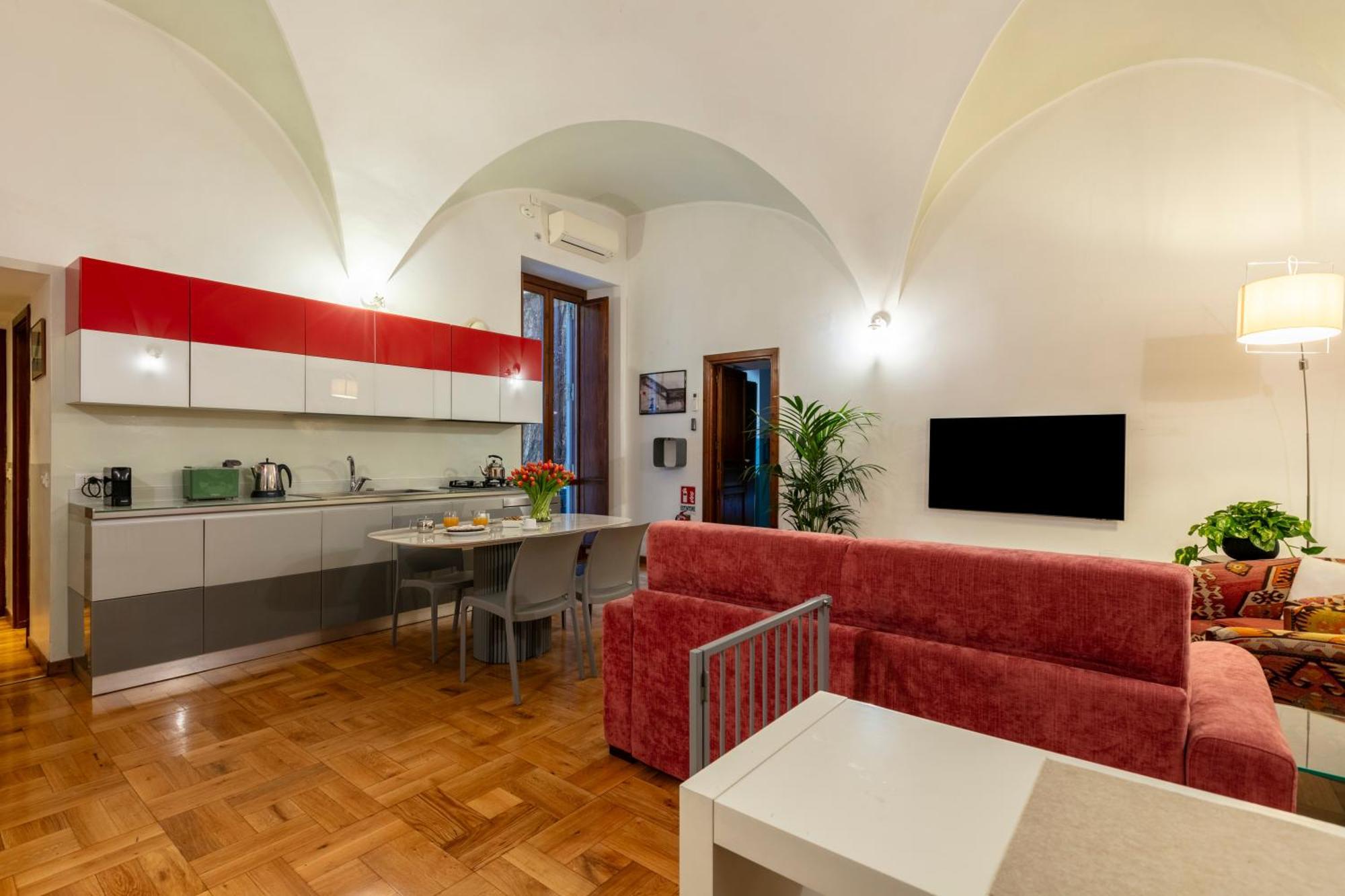 Romac Coronari With Gym, Sauna And Garden Apartment