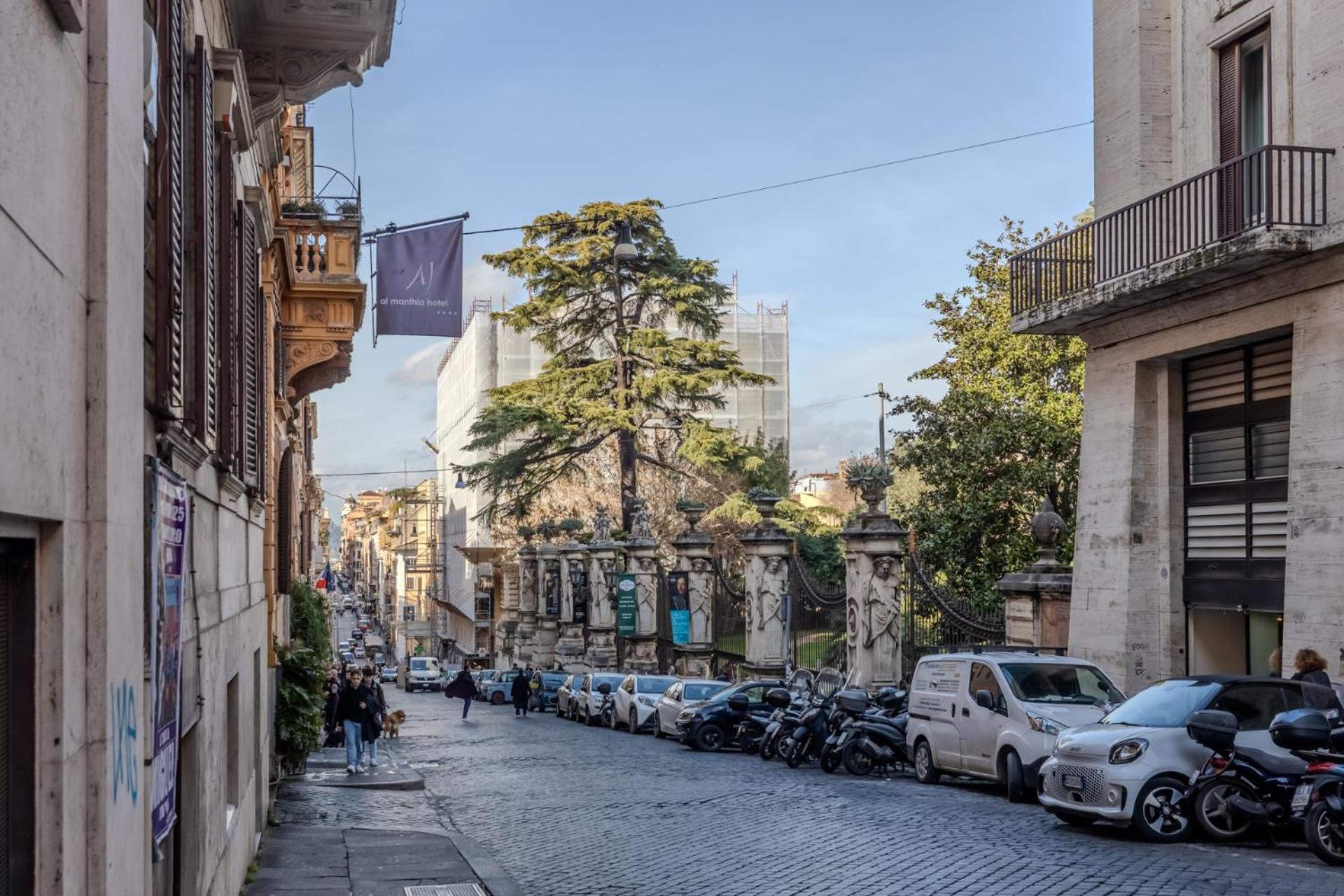 Apartment Storico In Zona Barberini Rome