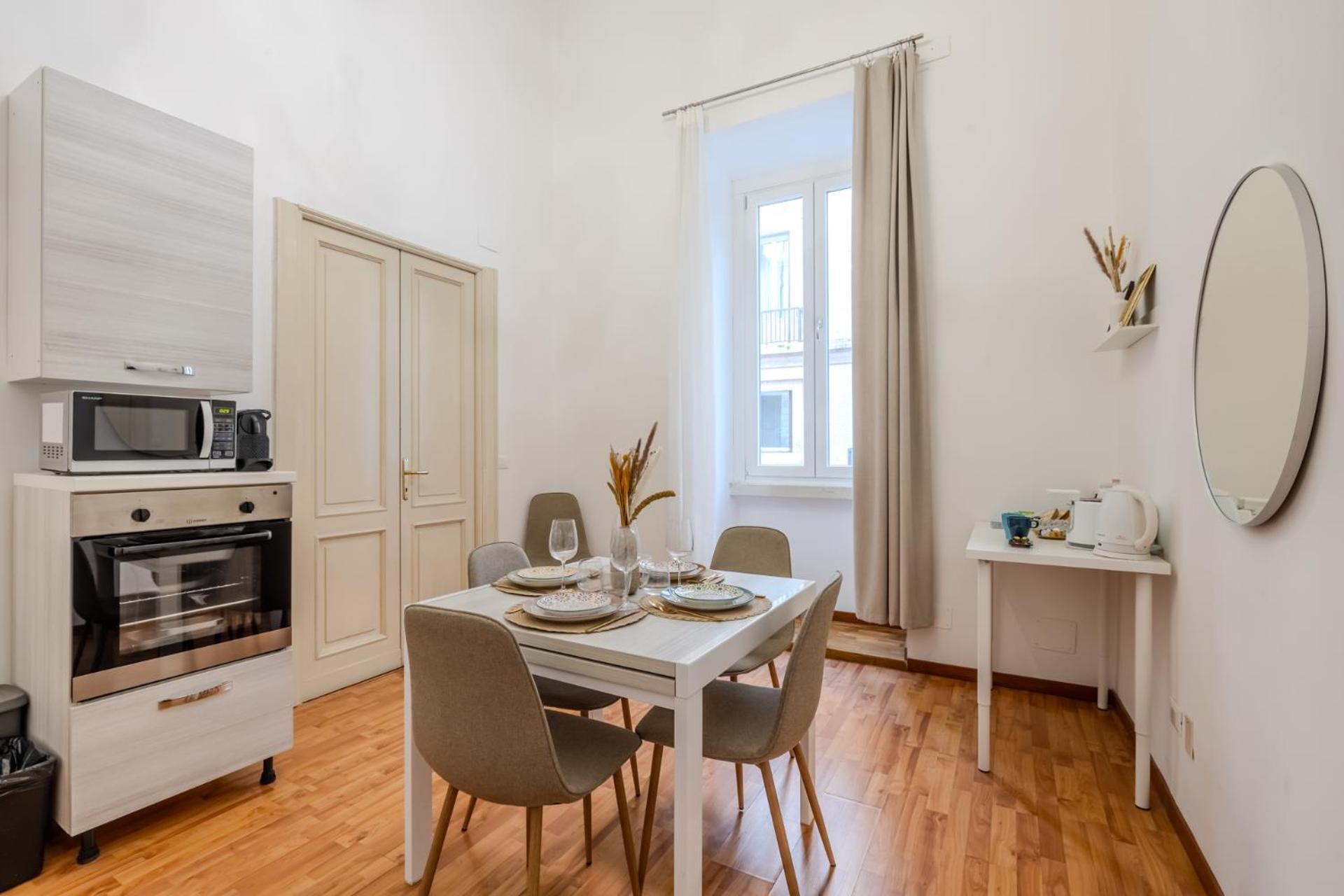 Apartment Storico In Zona Barberini *