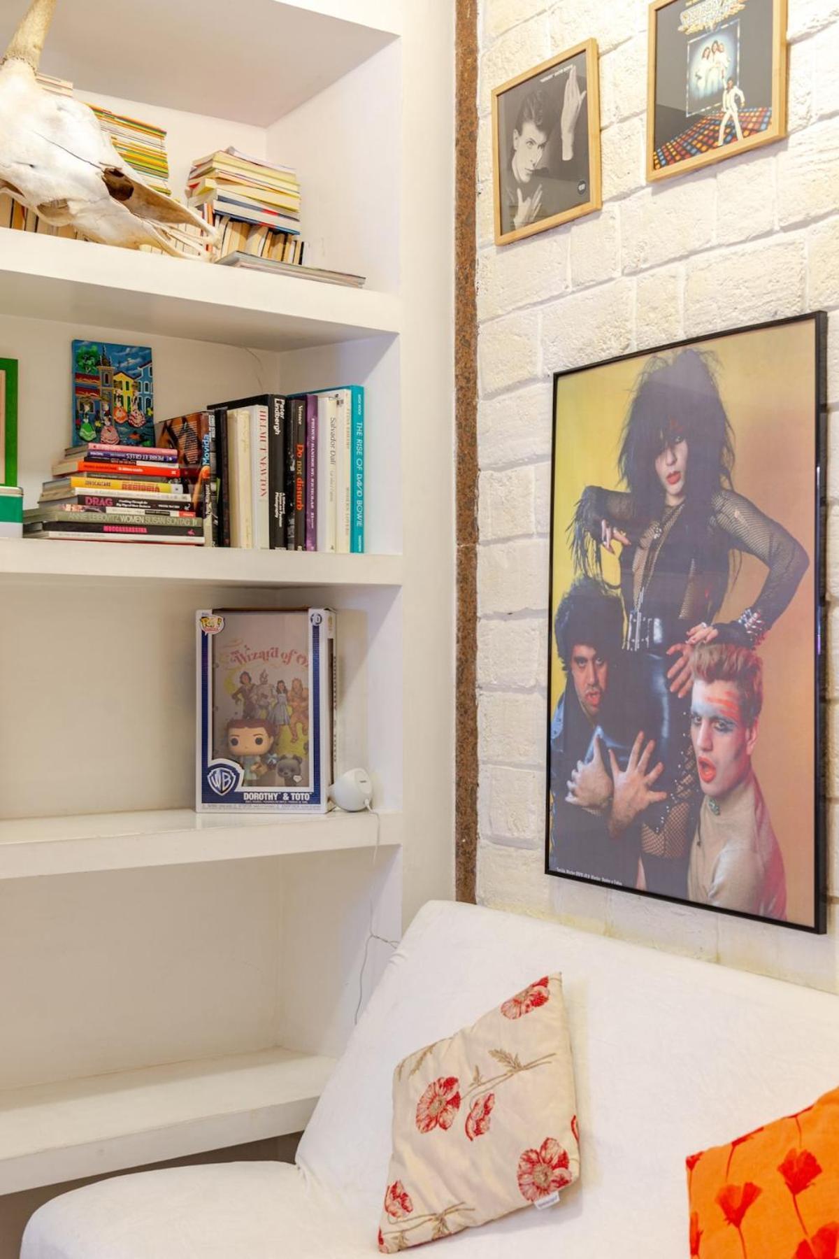 Artistic Colorful Vatican Museums Apartment Rome