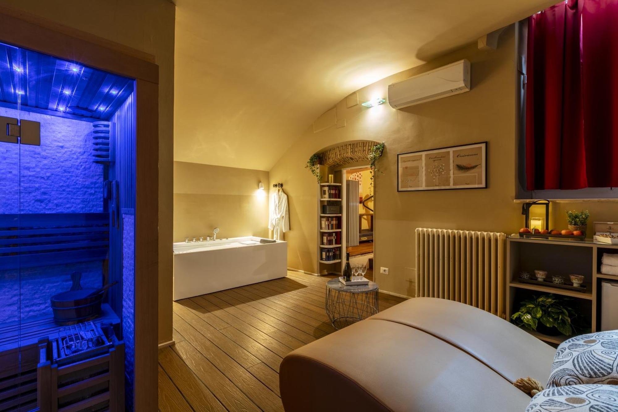 Romac Coronari With Gym, Sauna And Garden Apartment *