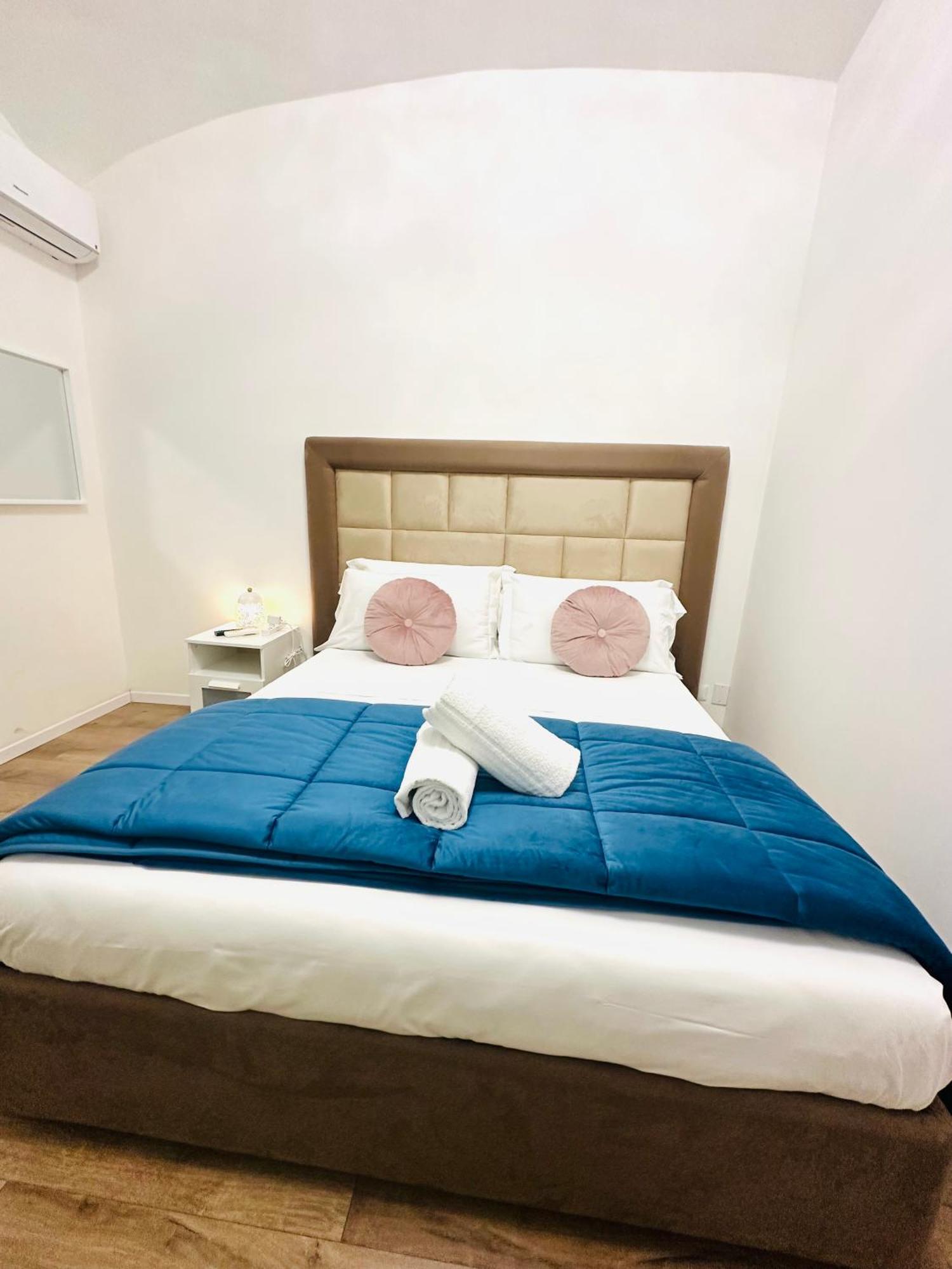 Western Termini Guest house