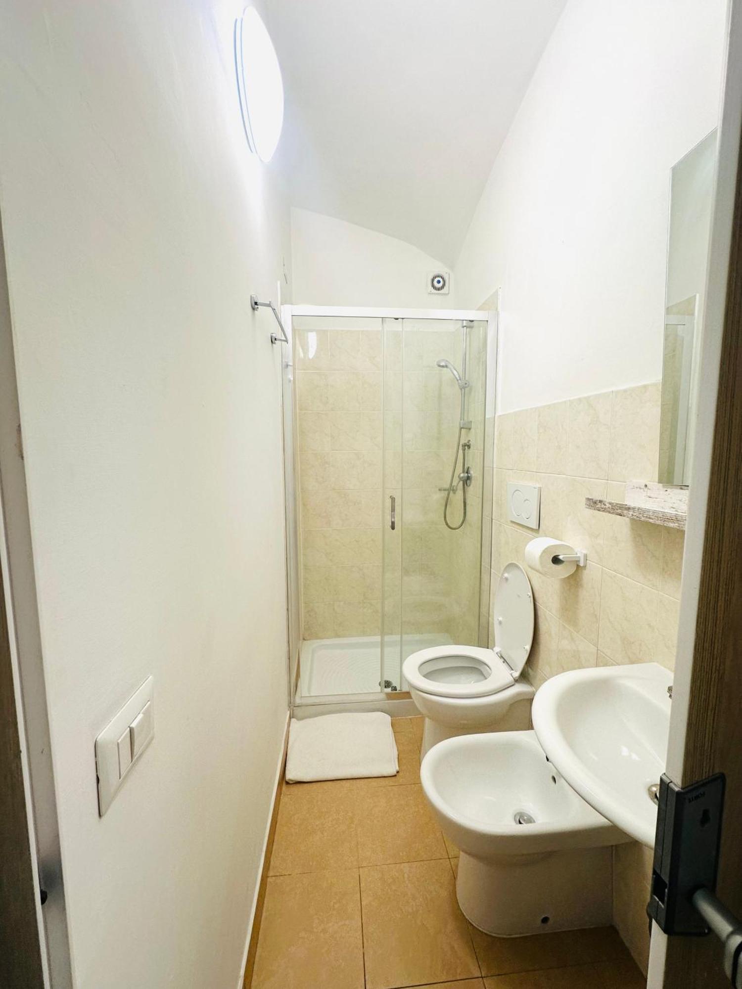 Western Termini Guest house *