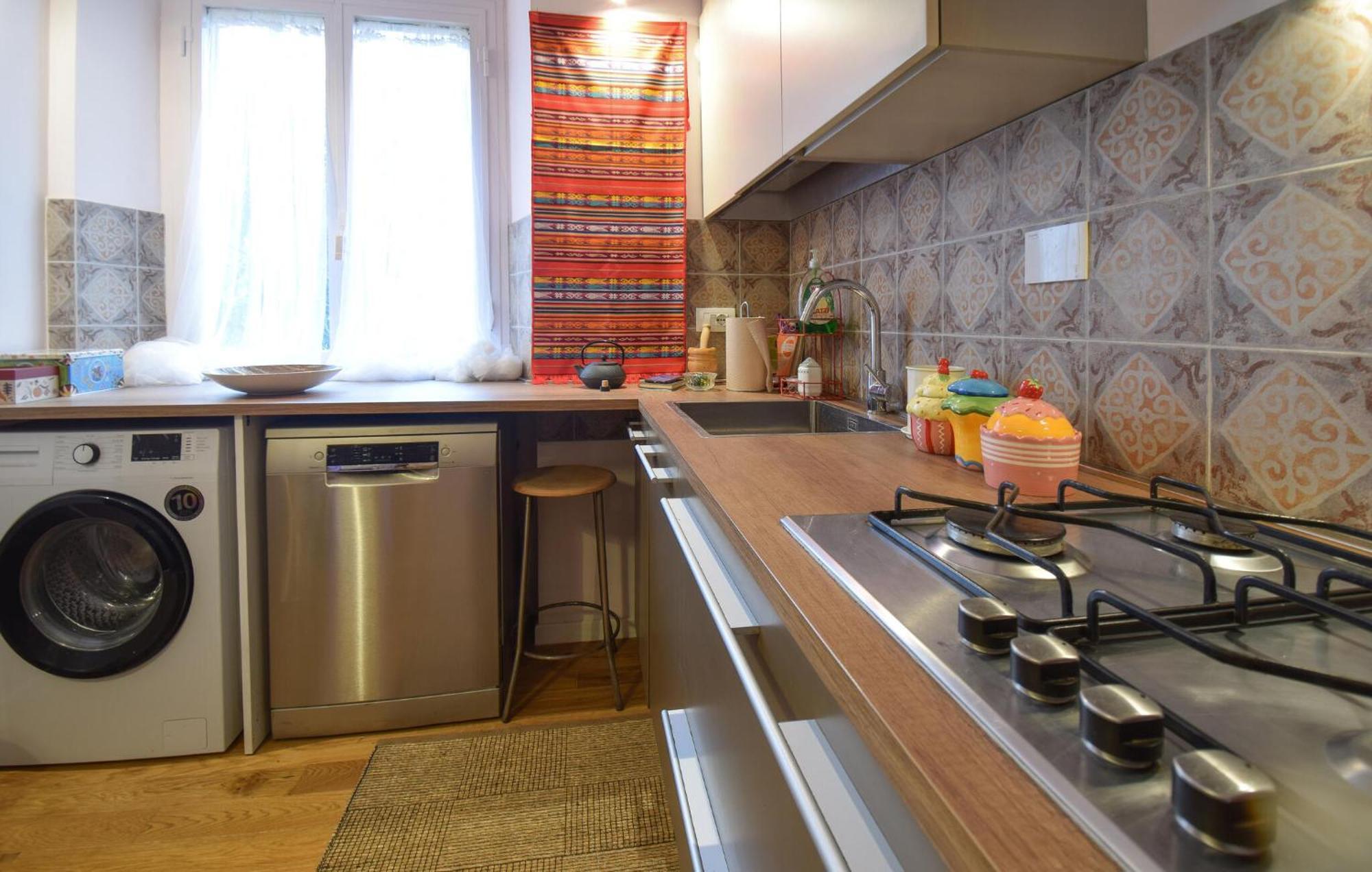Apartment Awesome In With Wifi Rome