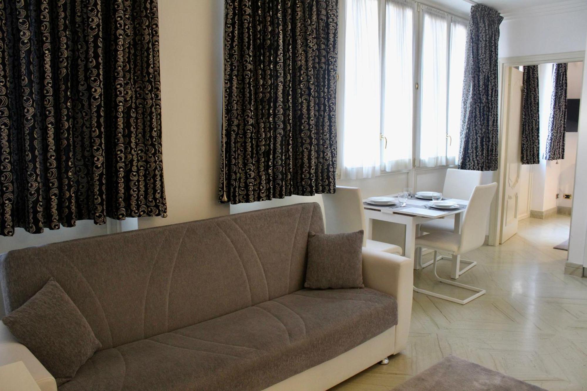 Wamma House Trevi Rome