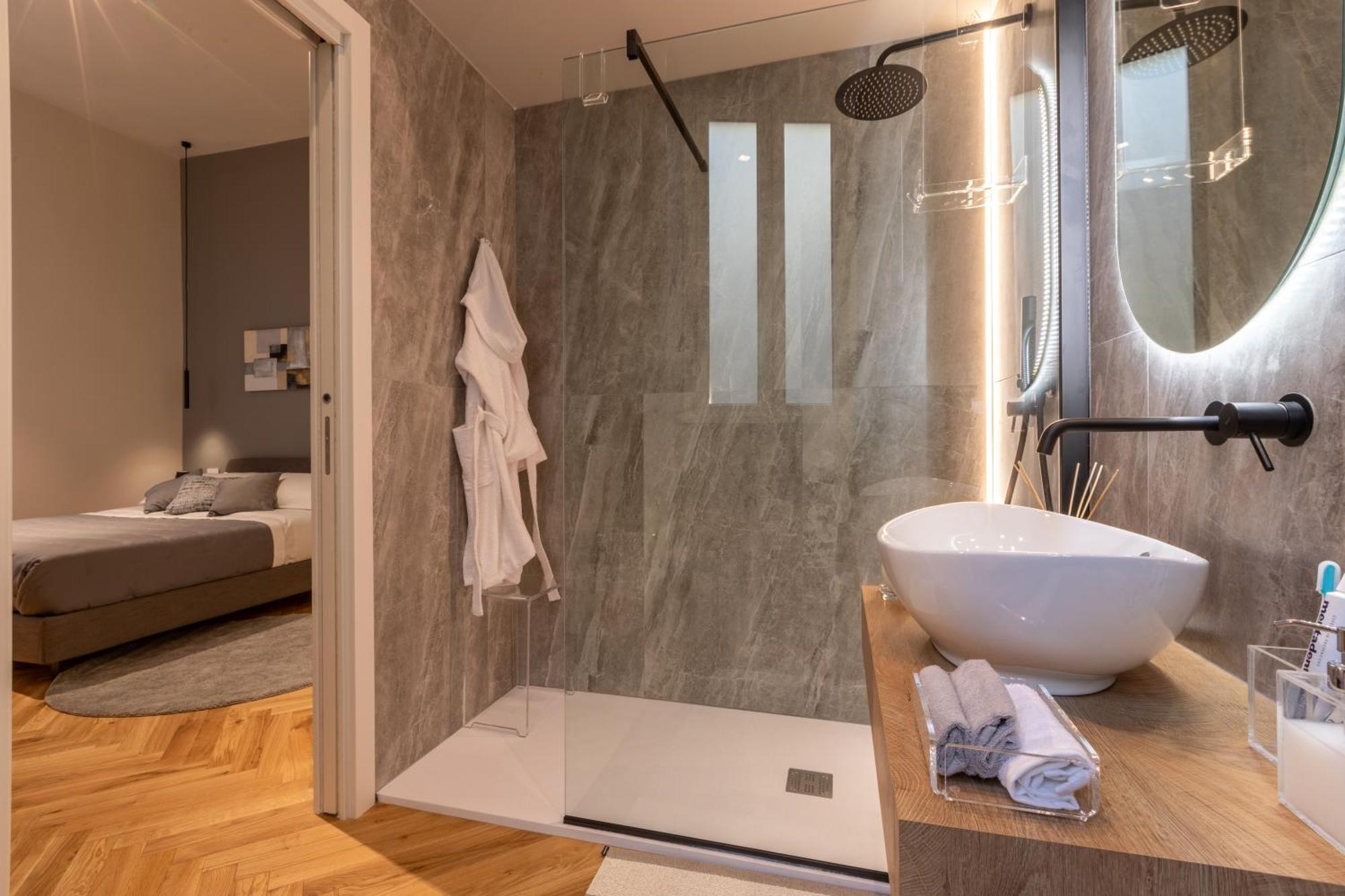 Vatican Charming Rhome Apartment