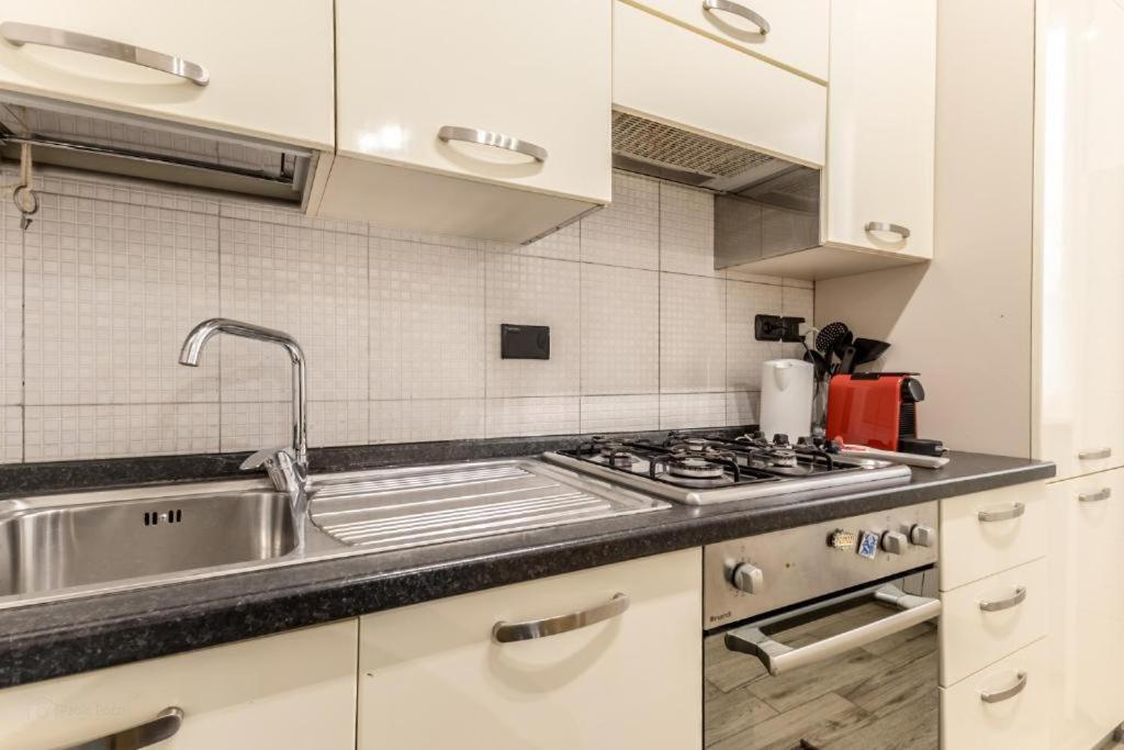 Apartment Angolo Di Luce Rome