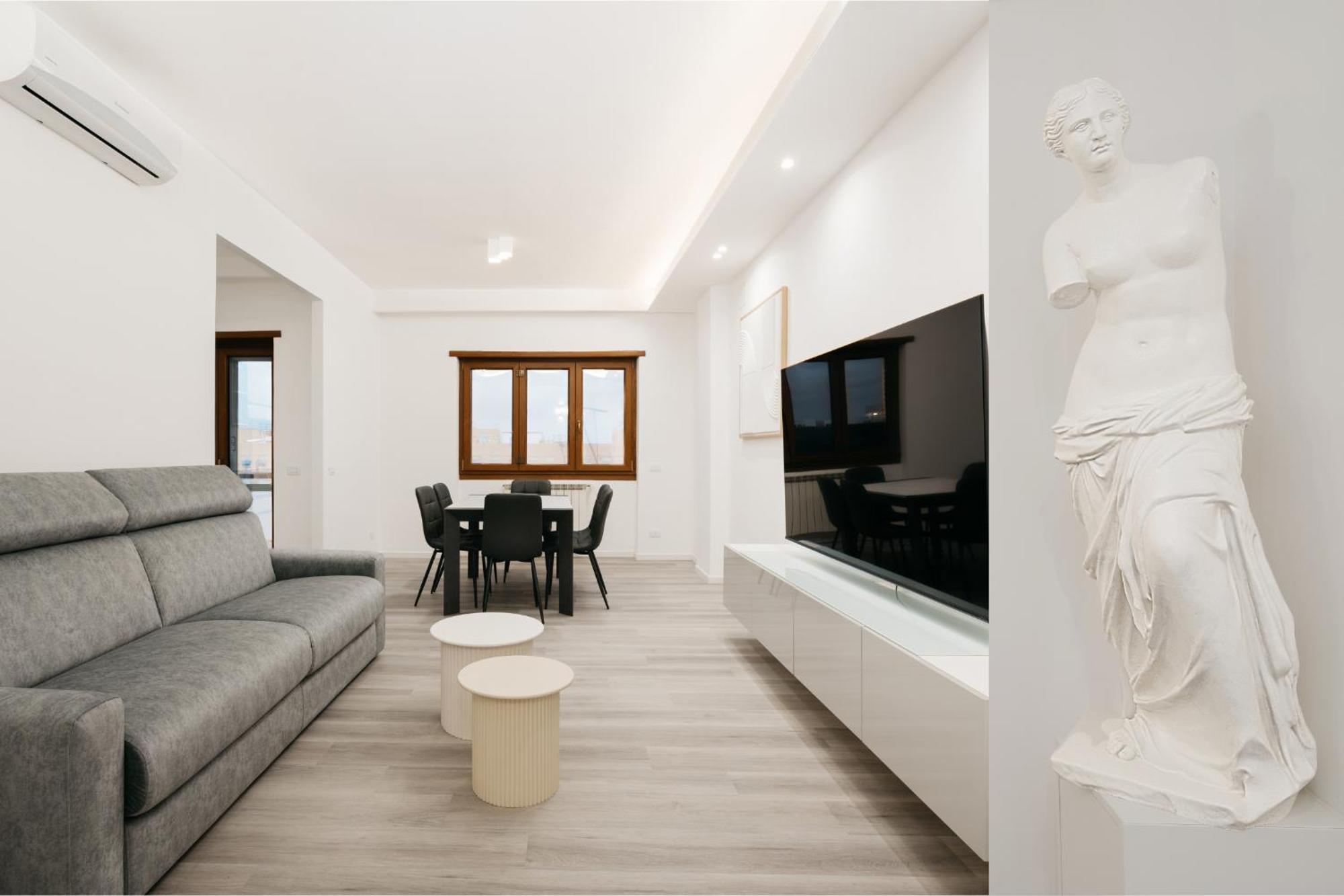 Tuscolanum Apartment *