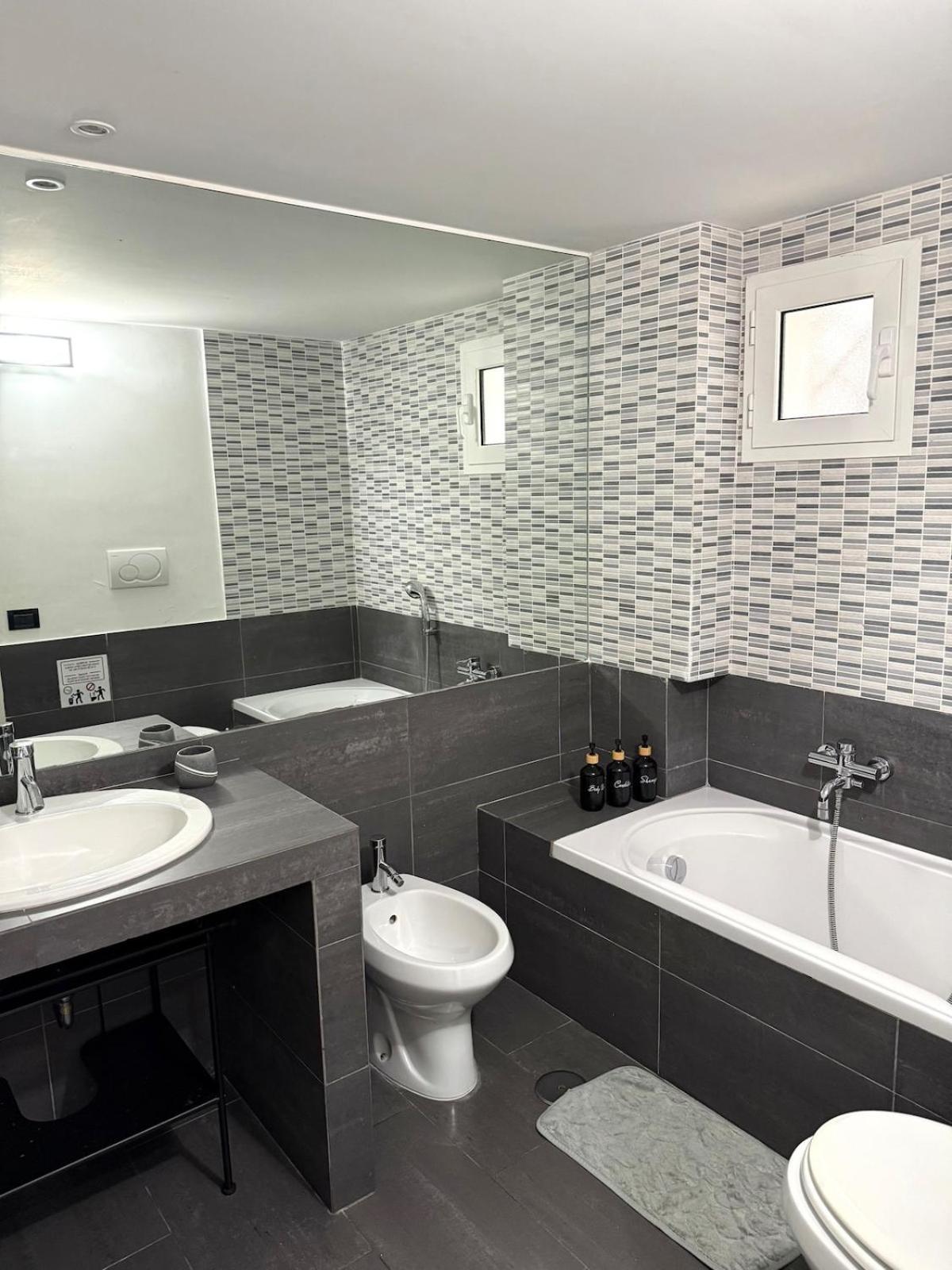Apartment Loft In Old Town Near Termini Station And Rome