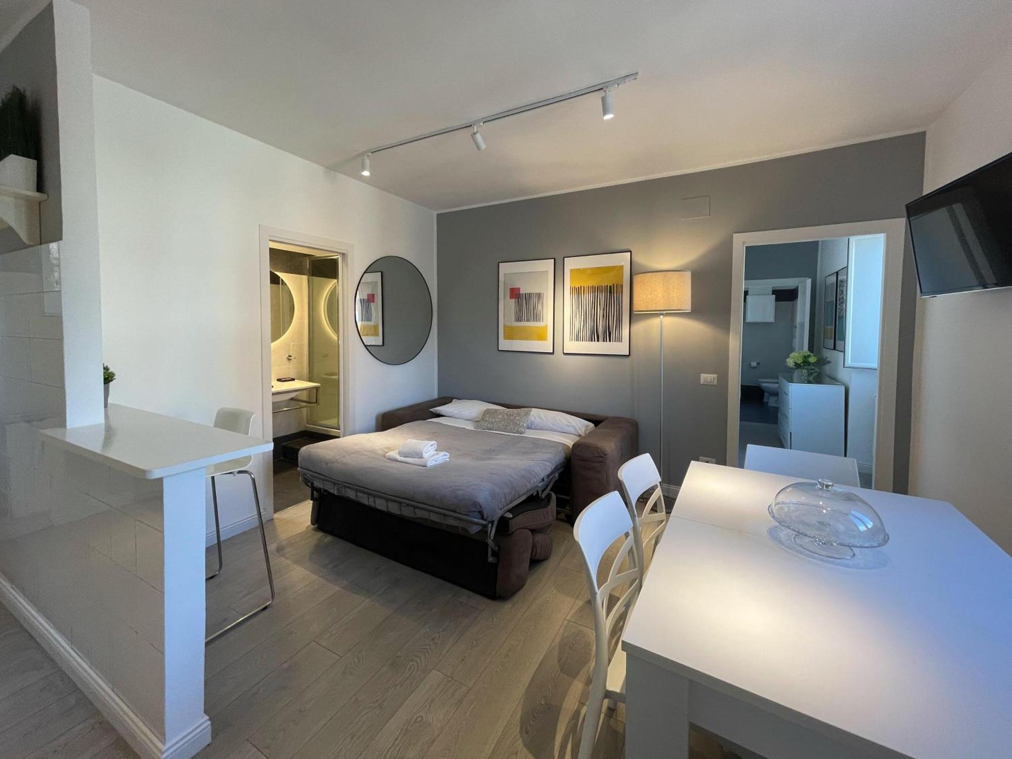 Apartment Vatican 317