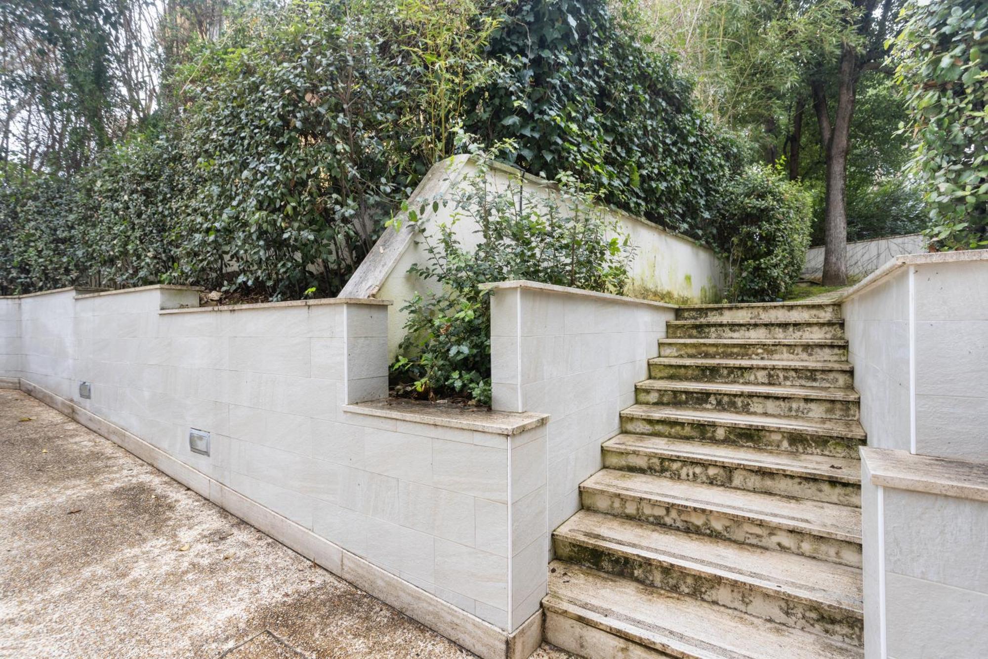 The Poolside House - New 2 Bedroom With Terrace * Rome