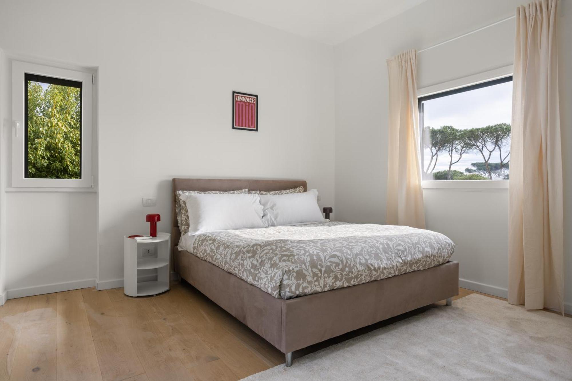 The Poolside House - New 2 Bedroom With Terrace * Rome