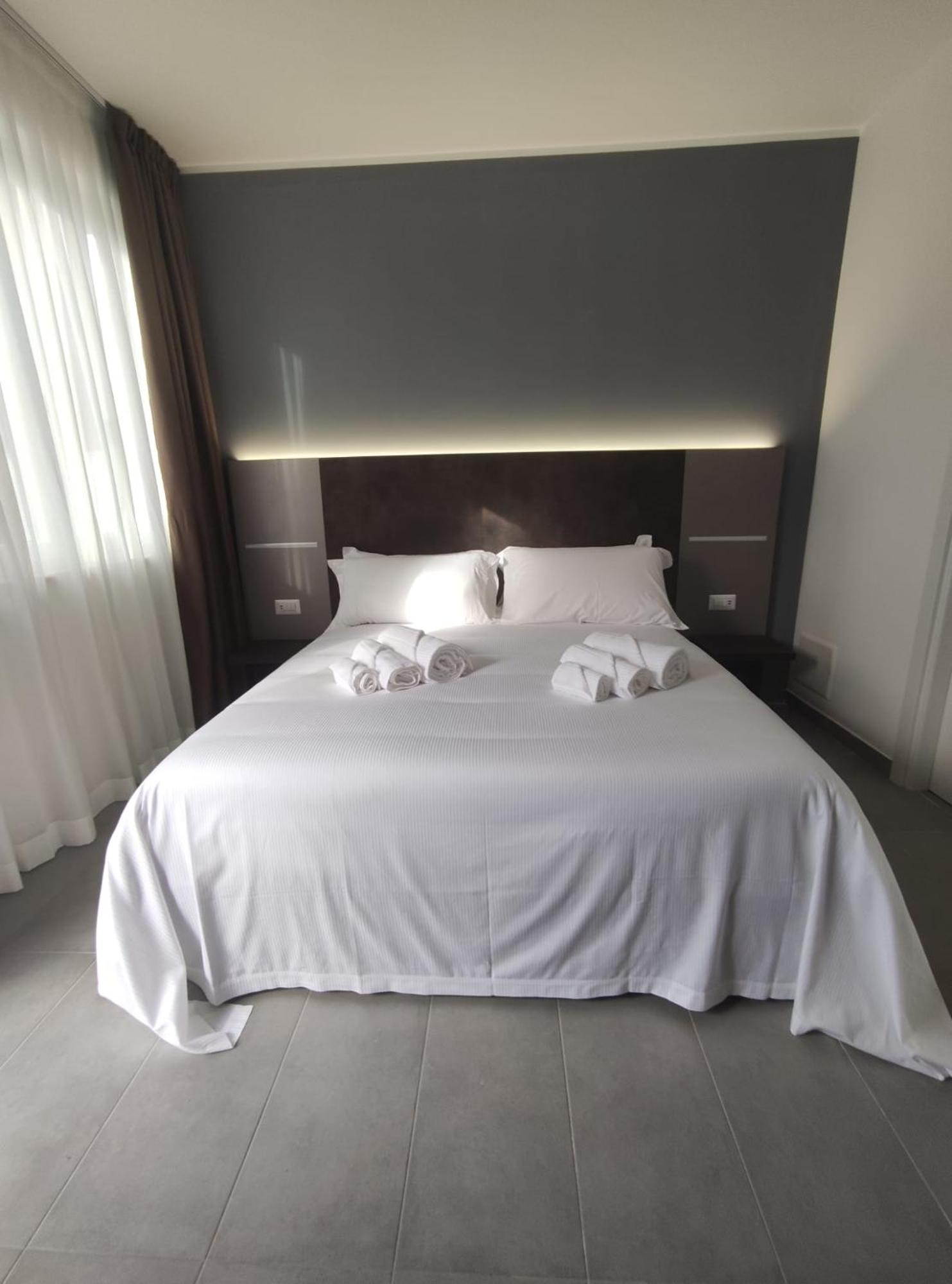 Tiber Guest house *