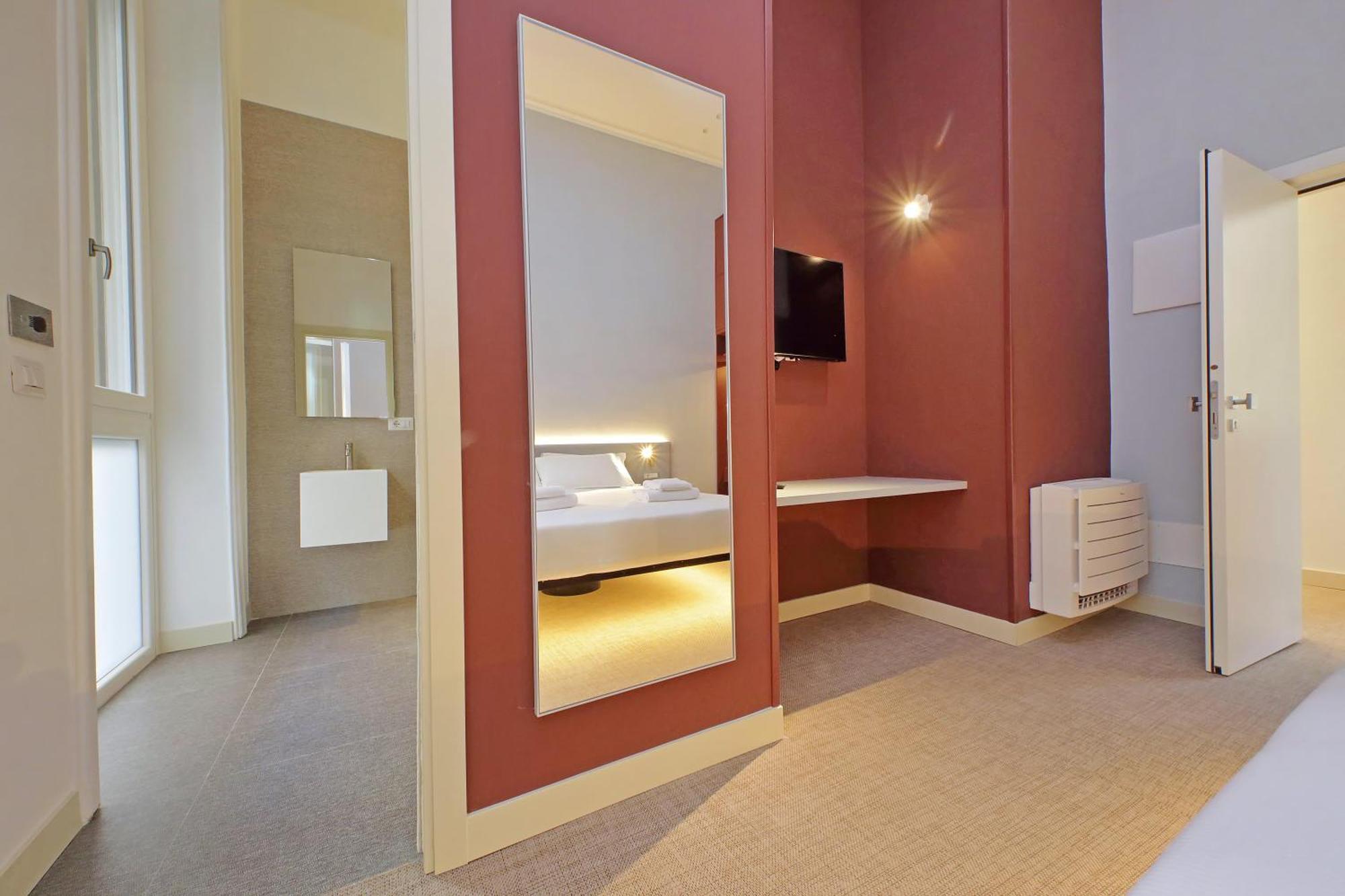 Velvet * Rome