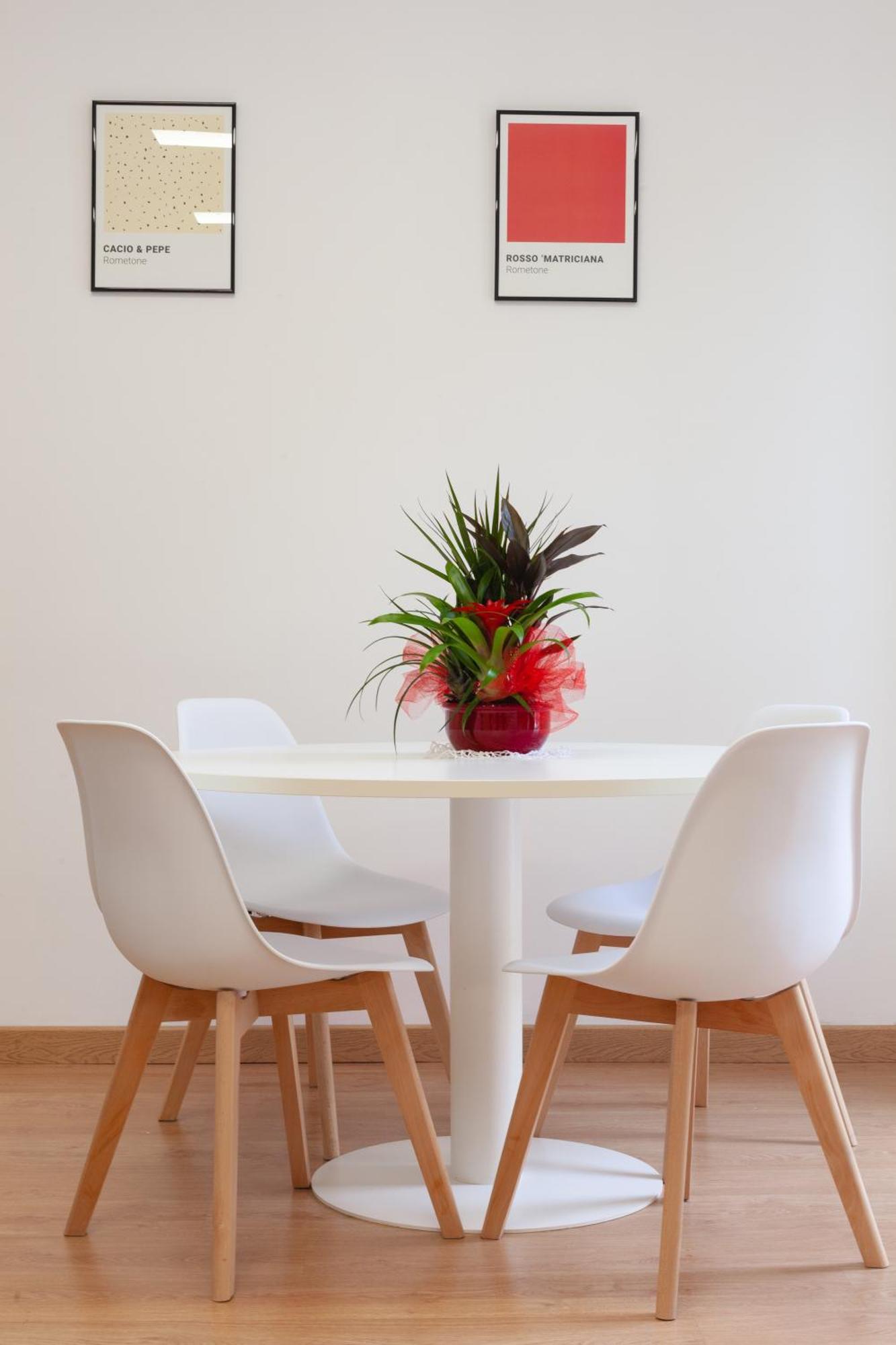 Piramide Apartment *