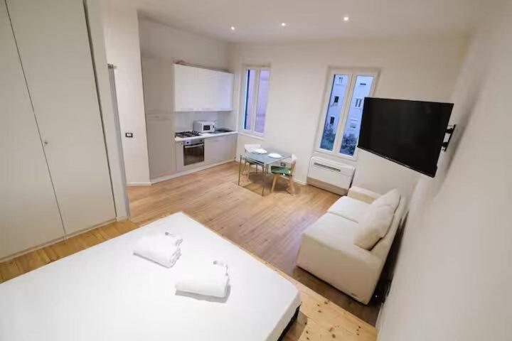 Apartment We - Giovanni Riccioli 1 *
