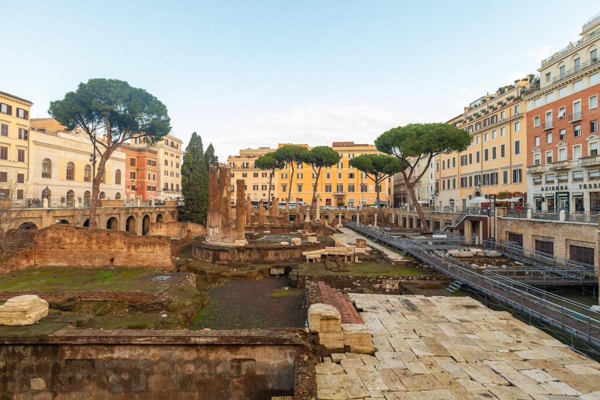 Casa Argentina, A Burghesius Rome