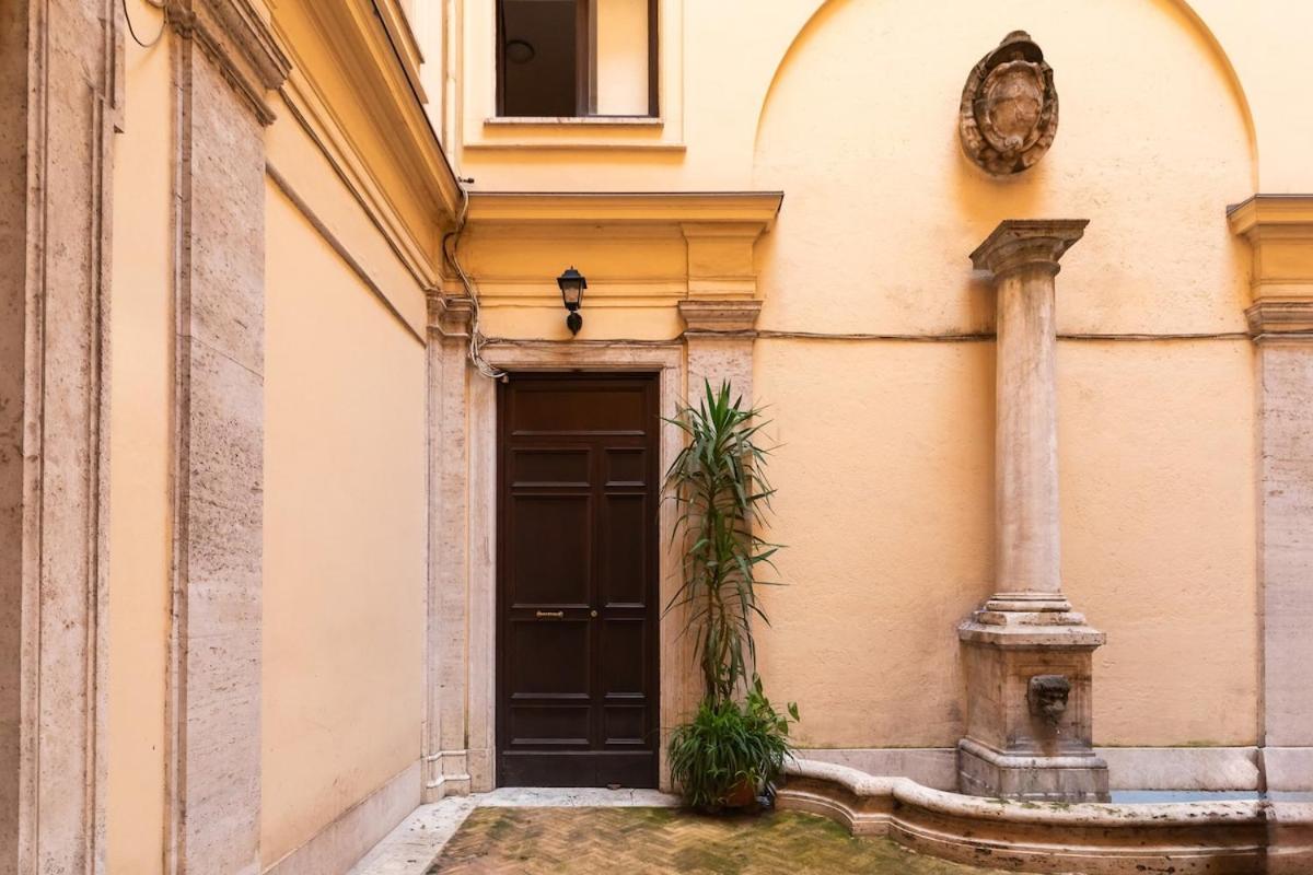 Casa Argentina, A Burghesius *