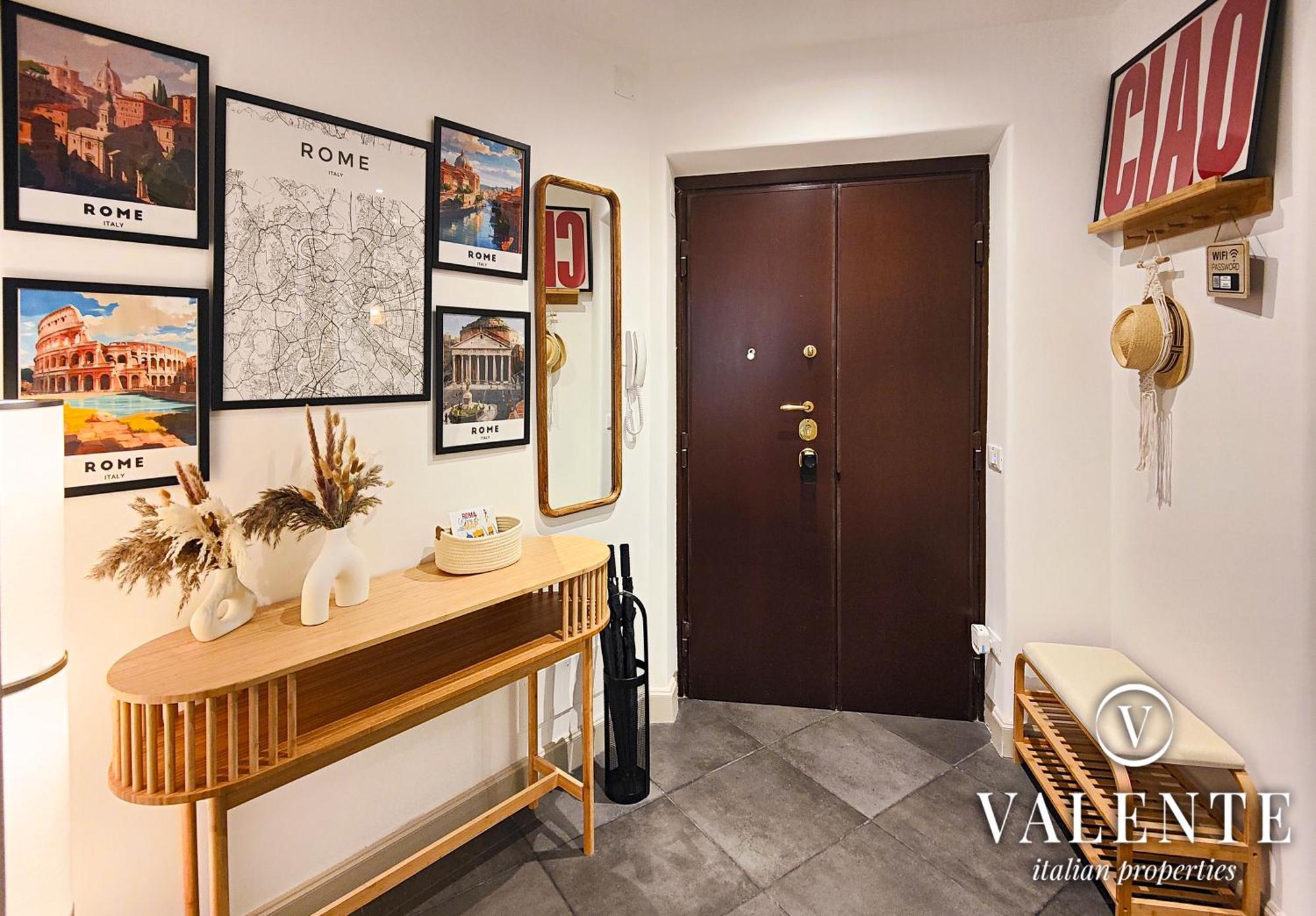Apartment Piramide - 20min Walking From Colosseum - 1min From Metro Station - Valente Italian