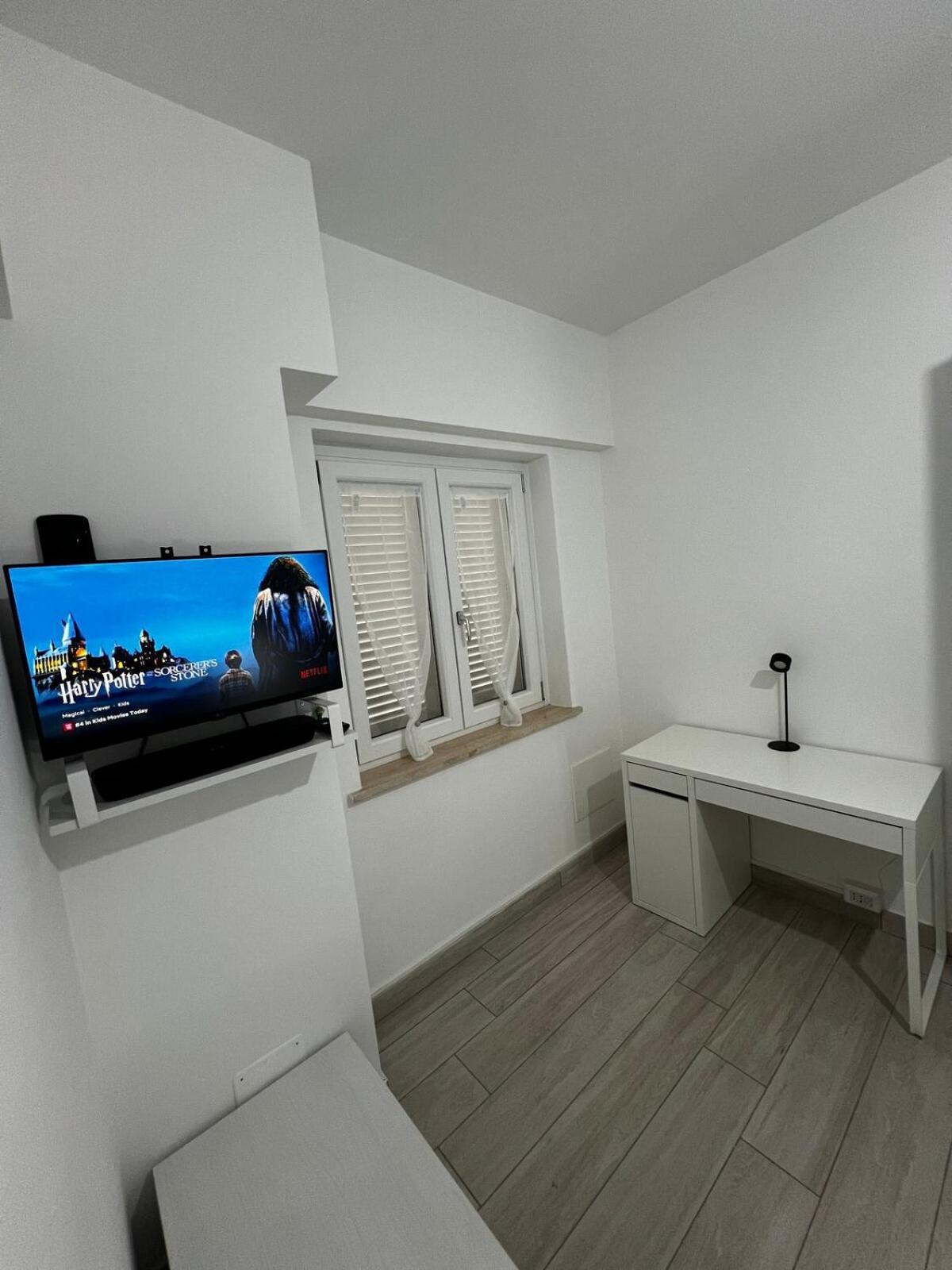Elegant & Spacious 2br 2ba Unit With Private Patio Apartment
